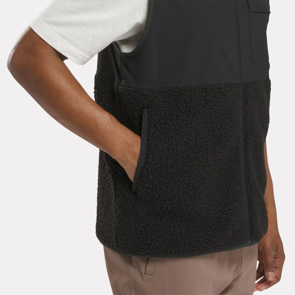 Reebok Apparel Men Active Collective SkyStretch Winter Vest BLACK - Image 4