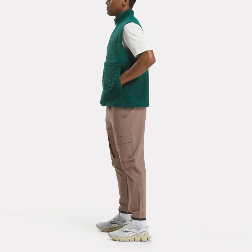 Reebok Apparel Men Active Collective SkyStretch Winter Vest COLLEGIATE GREEN - Image 2