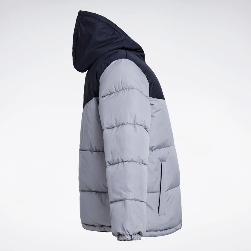 Reebok Apparel Men Classic Colorblock Reversible Puffer Jacket PURE GREY/BLACK - Image 4