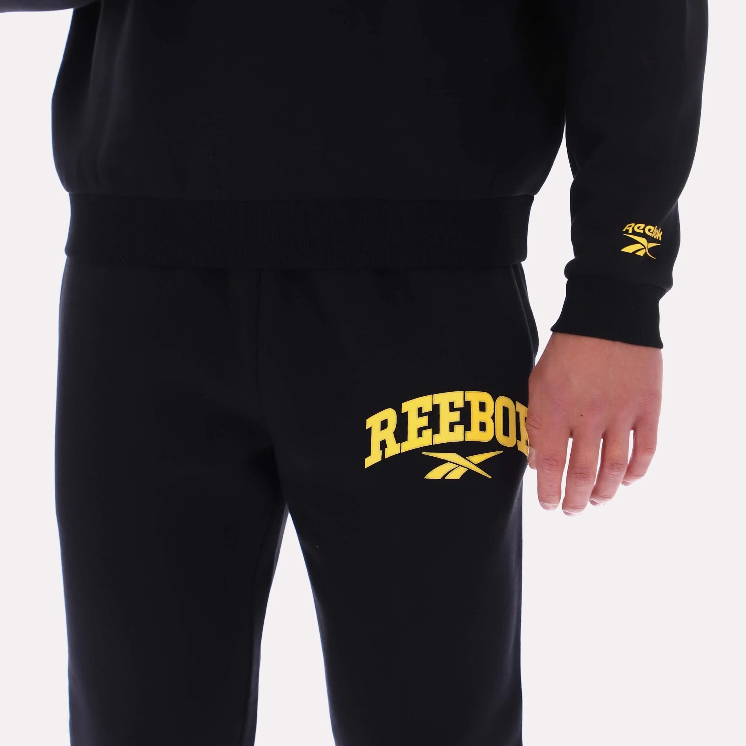 Reebok Apparel Men Classics Varsity Graphic Joggers BLACK - Image 3