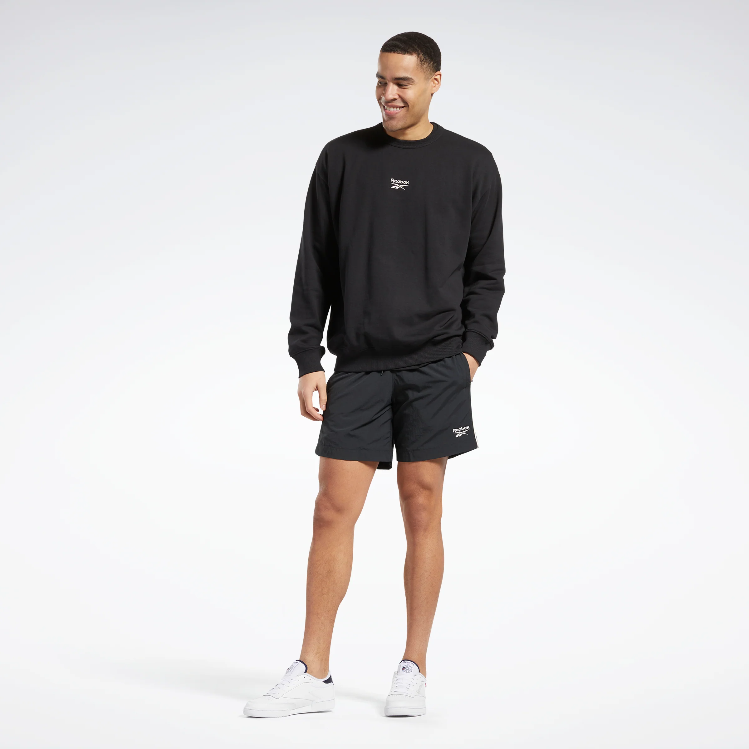 Reebok Apparel Men Classics Small Vector Crew Sweatshirt Black - Image 7