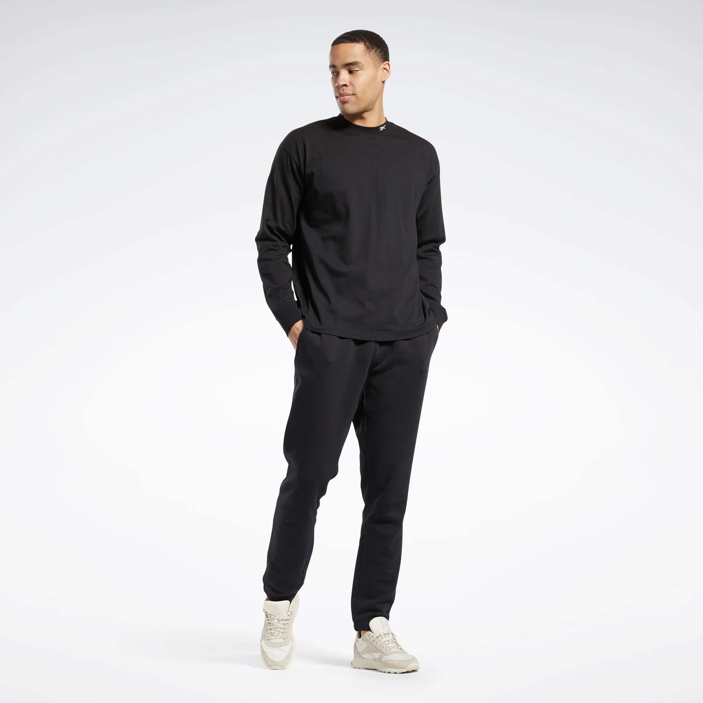 Reebok Apparel Men Classics Wardrobe Essentials Long-Sleeve Top T-Long-Sleeve Top Black - Image 7