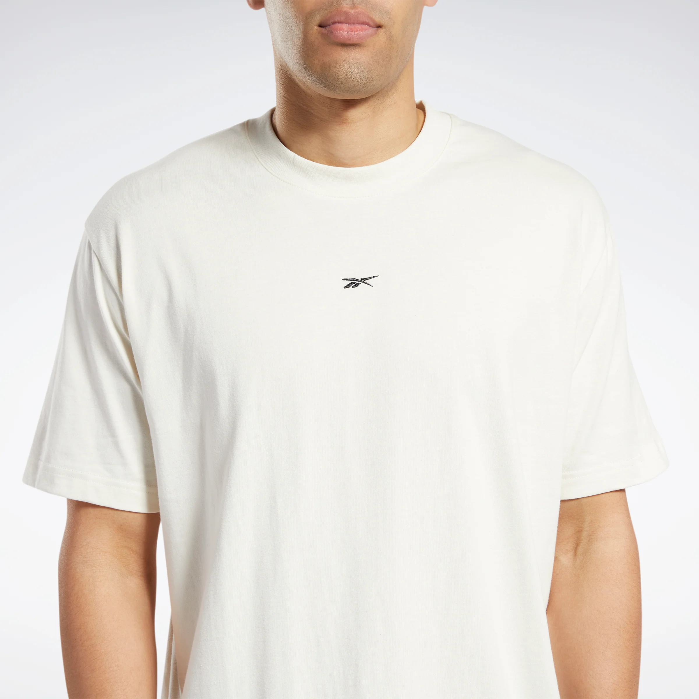 Reebok Apparel Men Classics Wide T-Shirt Clawht - Image 3