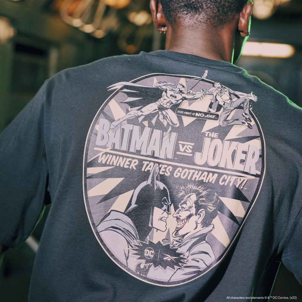 Reebok Apparel Men DC X REEBOK BATMAN™ VS. THE JOKER™ T-SHIRT PURGRY - Image 7