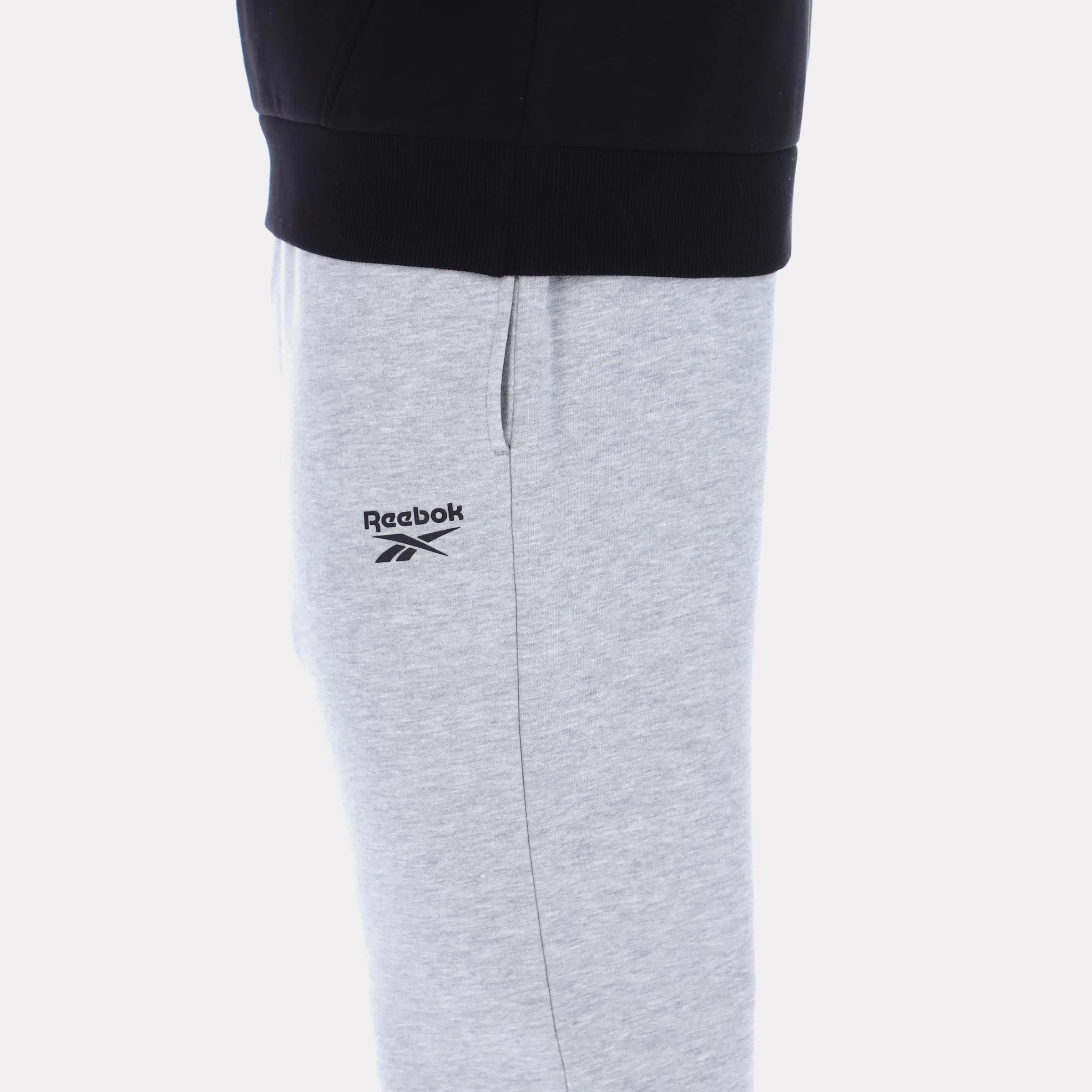 Reebok Apparel Men Essential Tapered Joggers LIGHT GREY MARL - Image 4