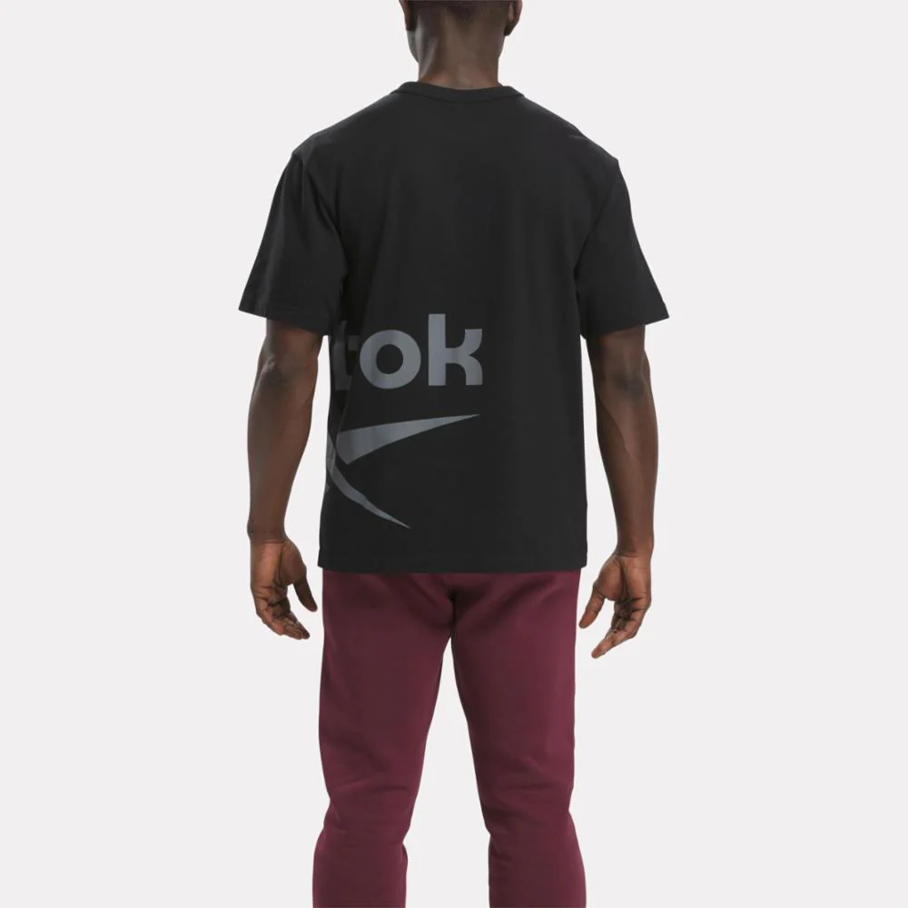 Reebok Apparel Men Graphic Series Side Vector T-Shirt BLACK - Image 3