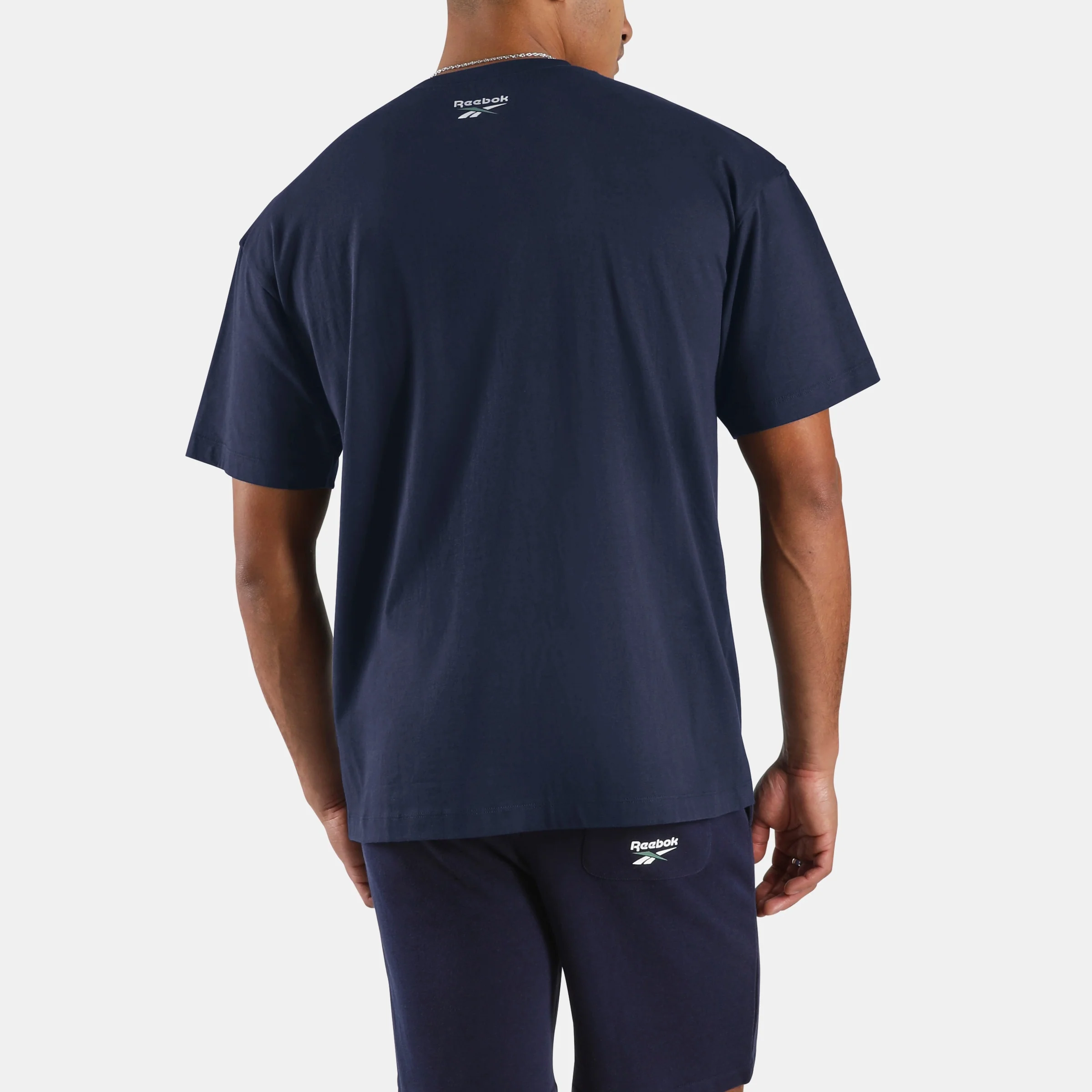 REEBOK APPAREL MEN Lawn Club T-Shirt VECTOR NAVY - Image 3