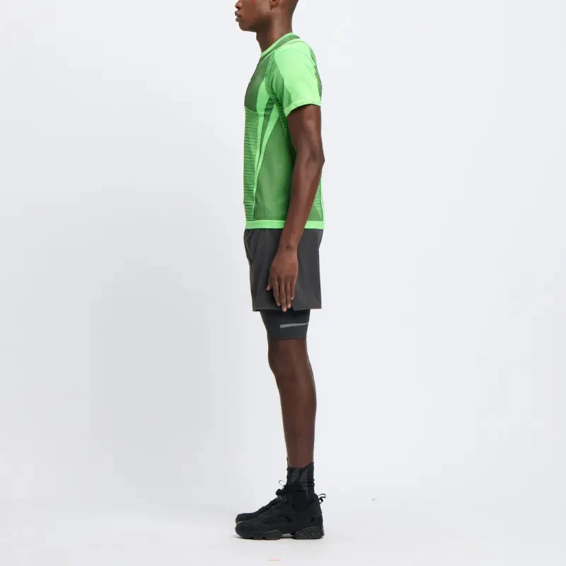 Reebok Apparel Men RBK-Lab Tech T-Shirt WASHED BLACK - Image 2