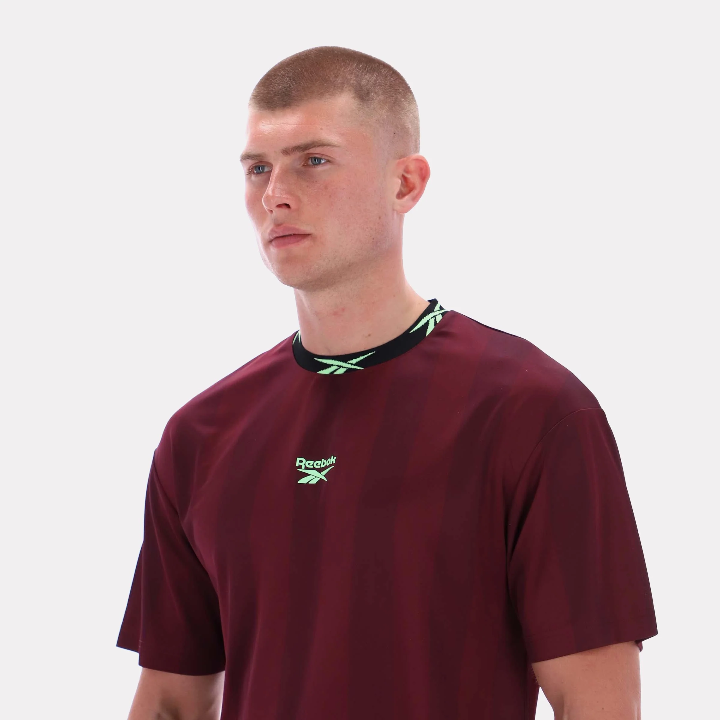 Reebok Apparel Men Reebok Graphic Stripe Jersey BLACK CHERRY - Image 4