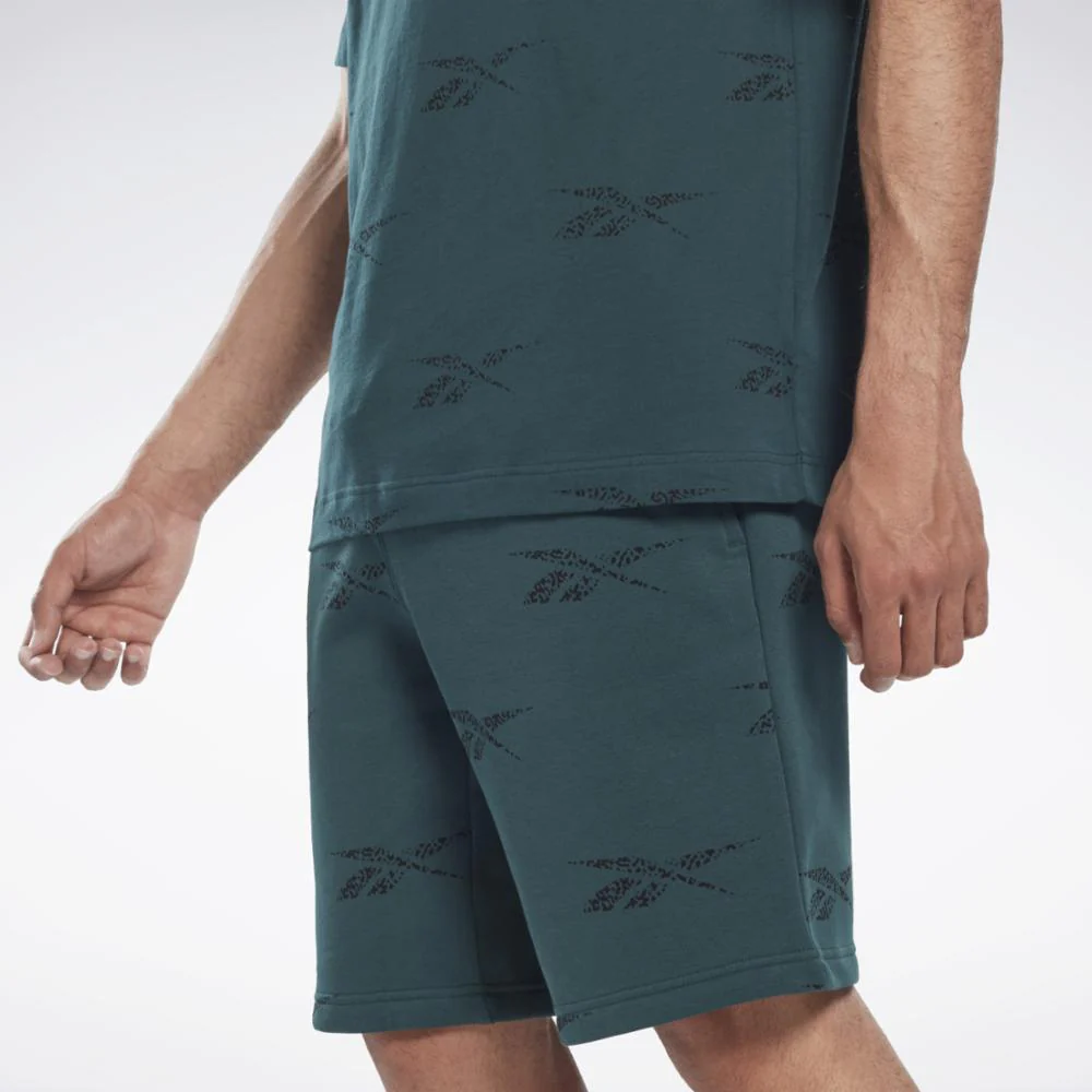 Reebok Apparel Men Reebok Identity Vector Fleece Shorts FORGRN - Image 2