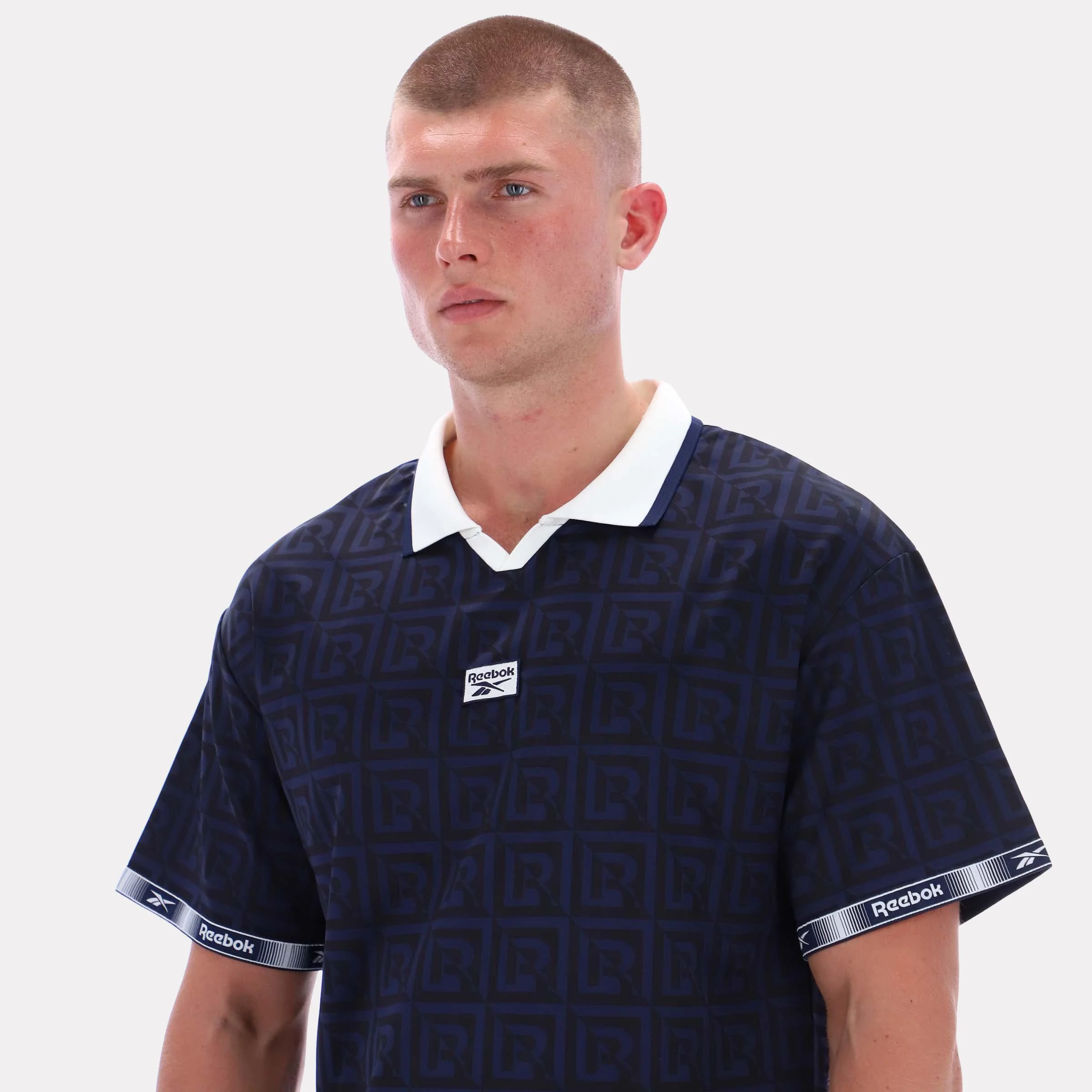 Reebok Apparel Men Reebok Monogram Graphic Jersey VECTOR NAVY AOP - Image 3