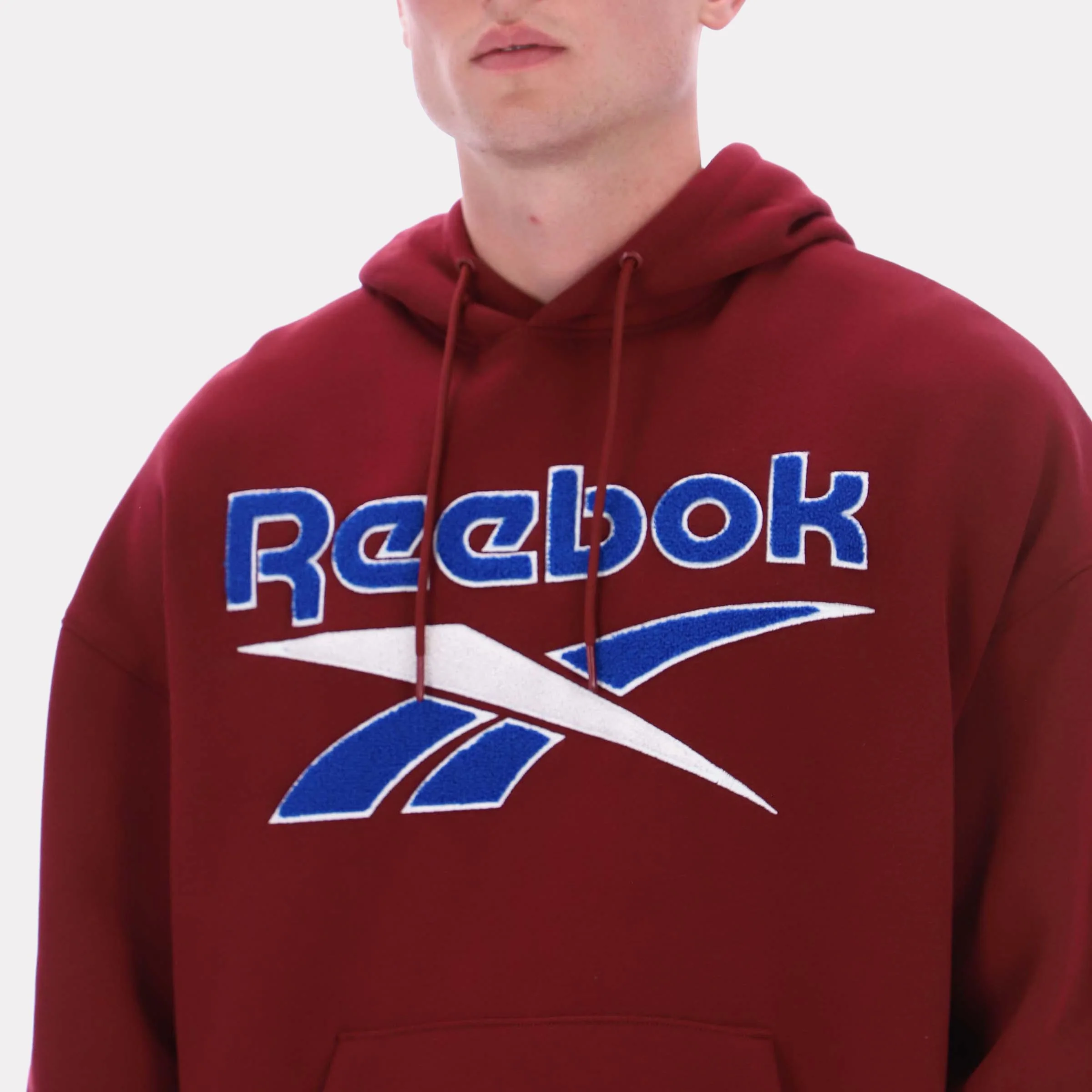 Reebok Apparel Men Reebok Varsity Graphic Hoodie CLASSIC BURGUNDY - Image 3