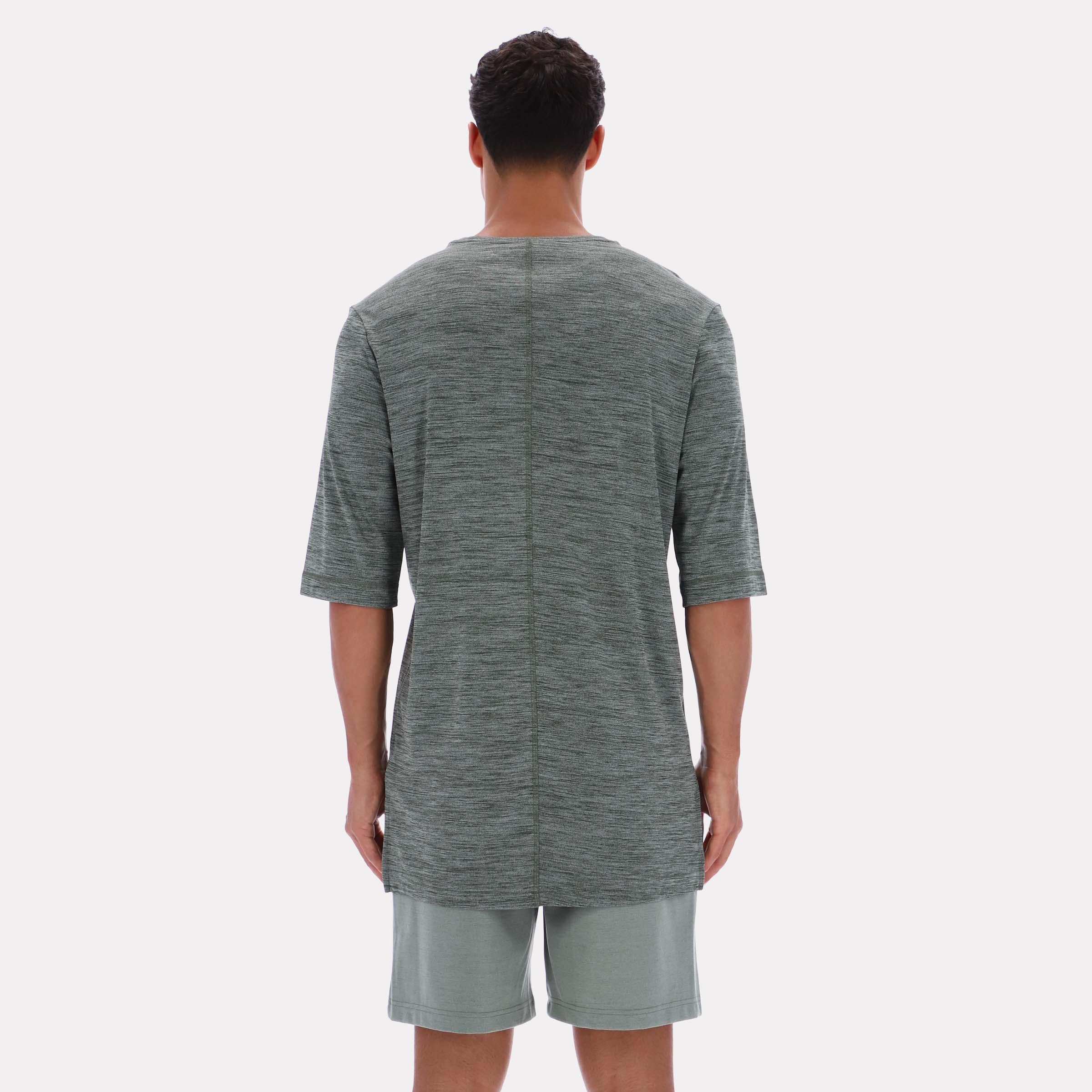 Reebok Apparel Men Relaxed Long Sleeve Yoga T-Shirt GREEN MARL - Image 2