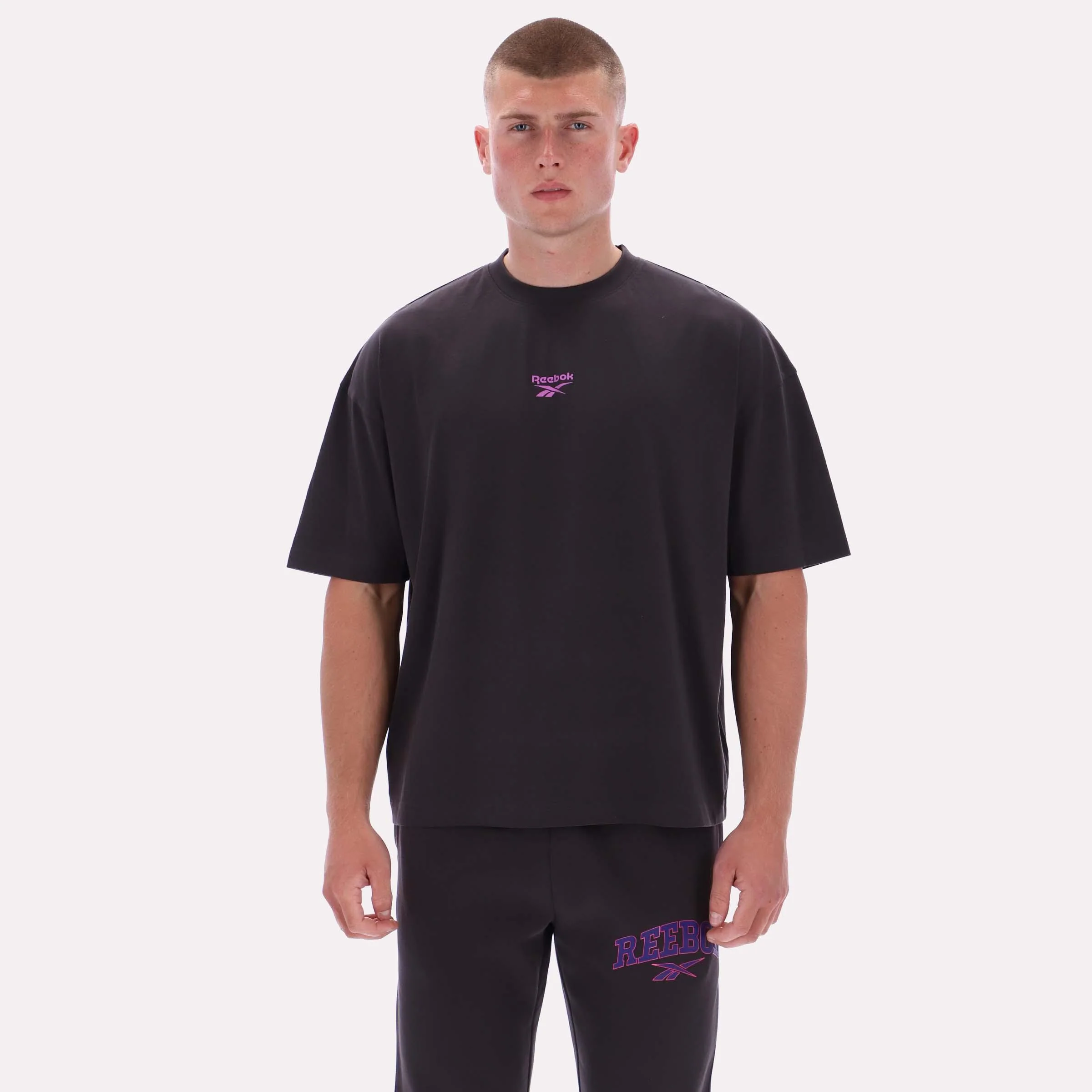 Reebok Apparel Men Varsity Graphic T-Shirt WASHED BLACK