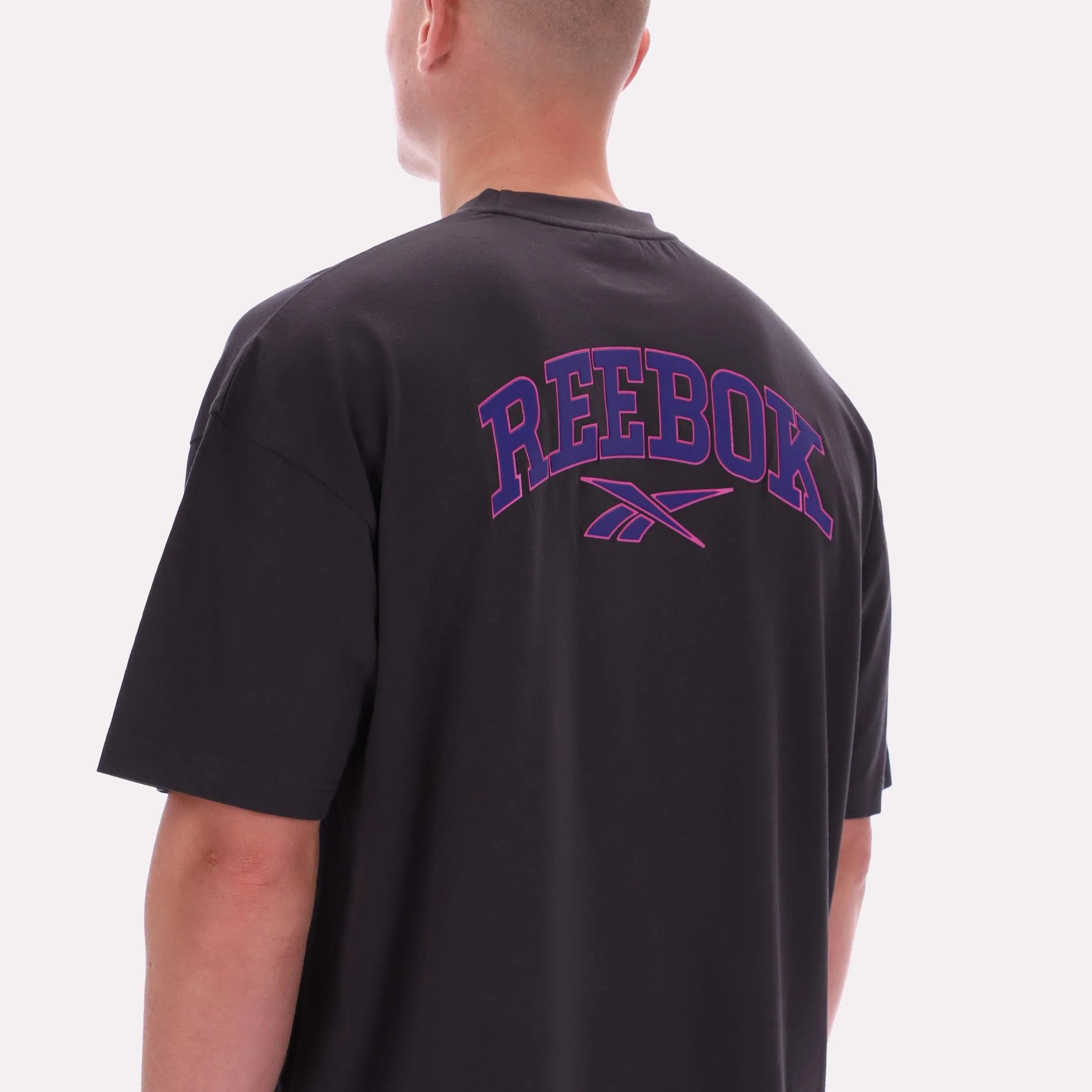 Reebok Apparel Men Varsity Graphic T-Shirt WASHED BLACK - Image 3