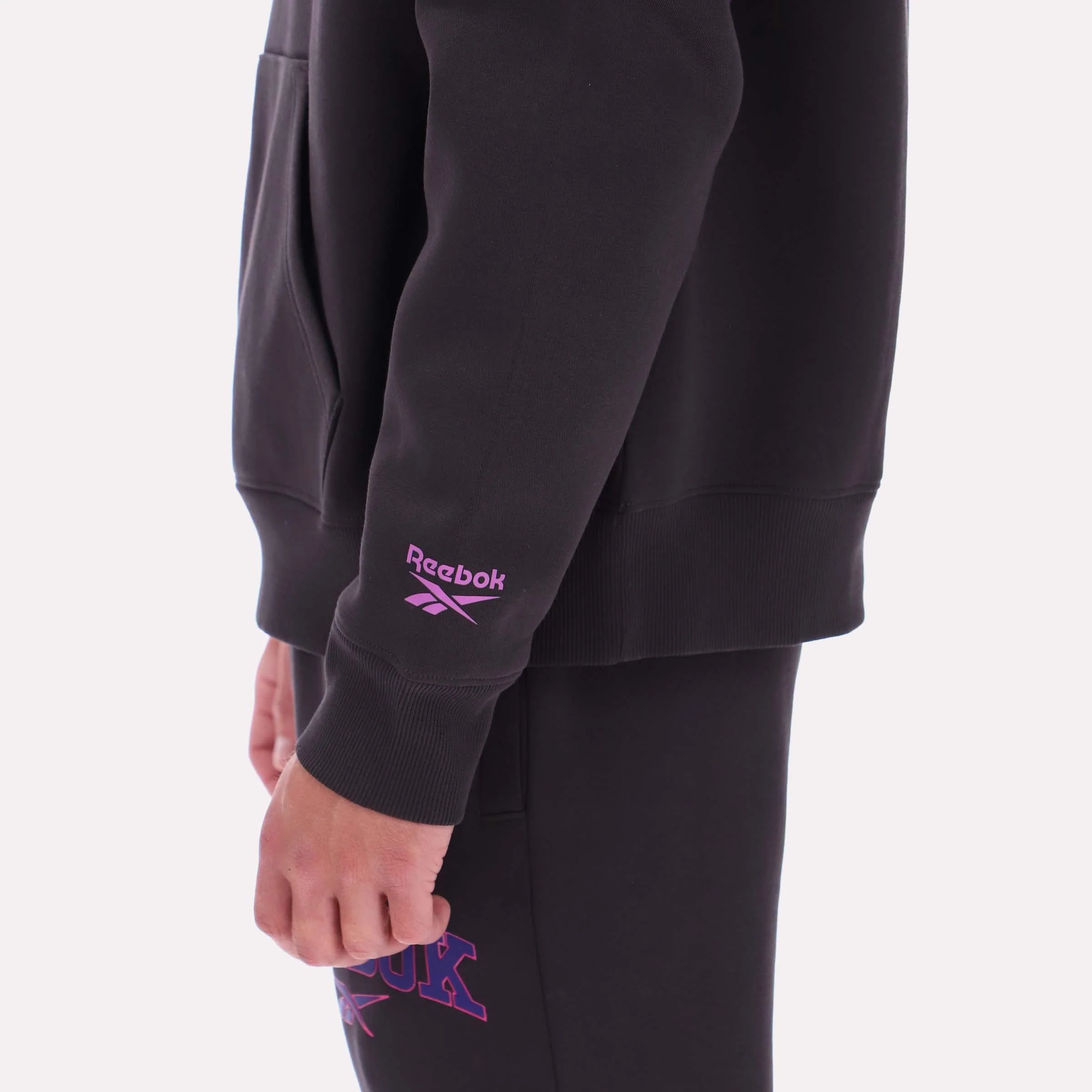 Reebok Apparel Men Varsity Hoodie WASHED BLACK - Image 4