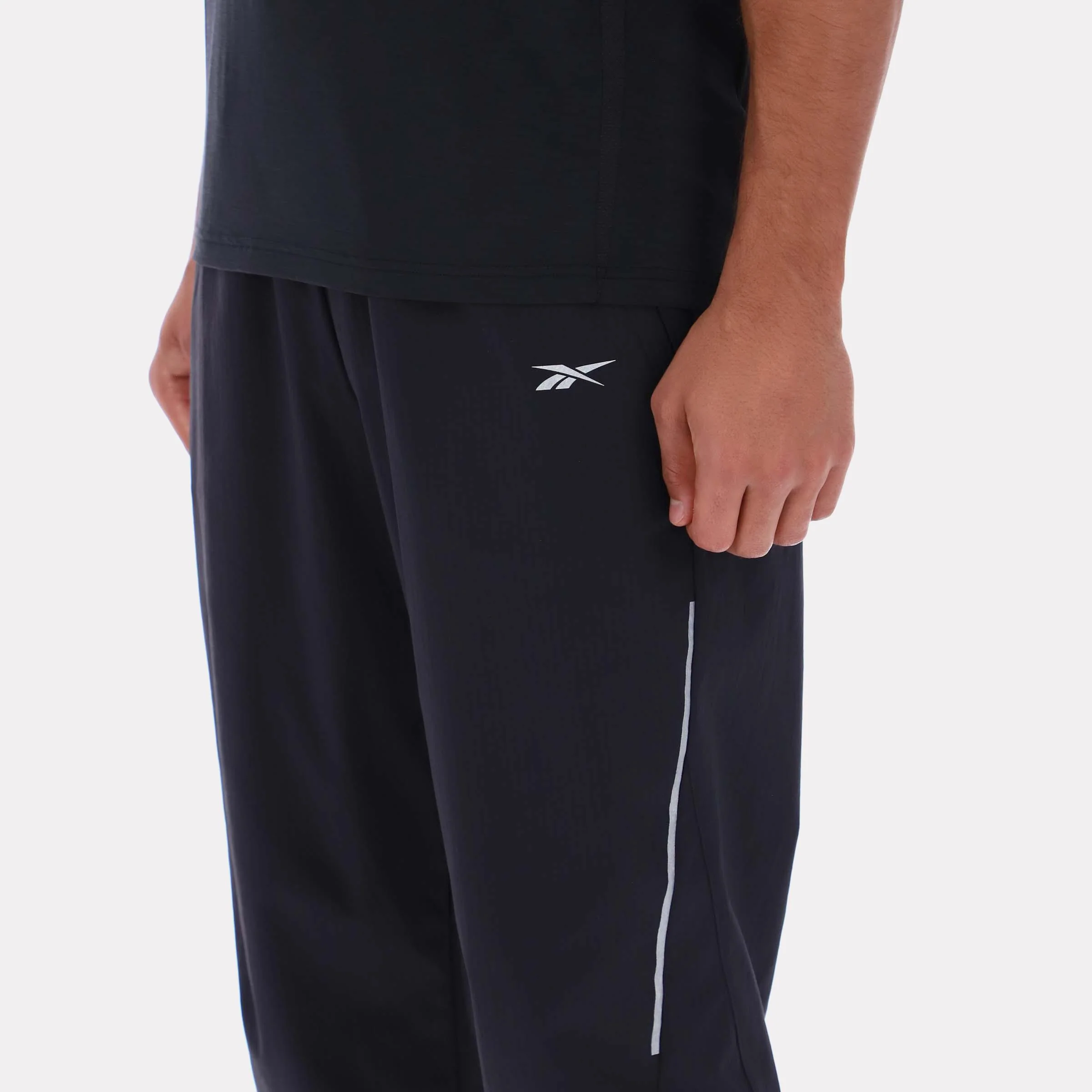 Reebok Apparel Men Velocity Ripstop Running Pants BLACK - Image 4