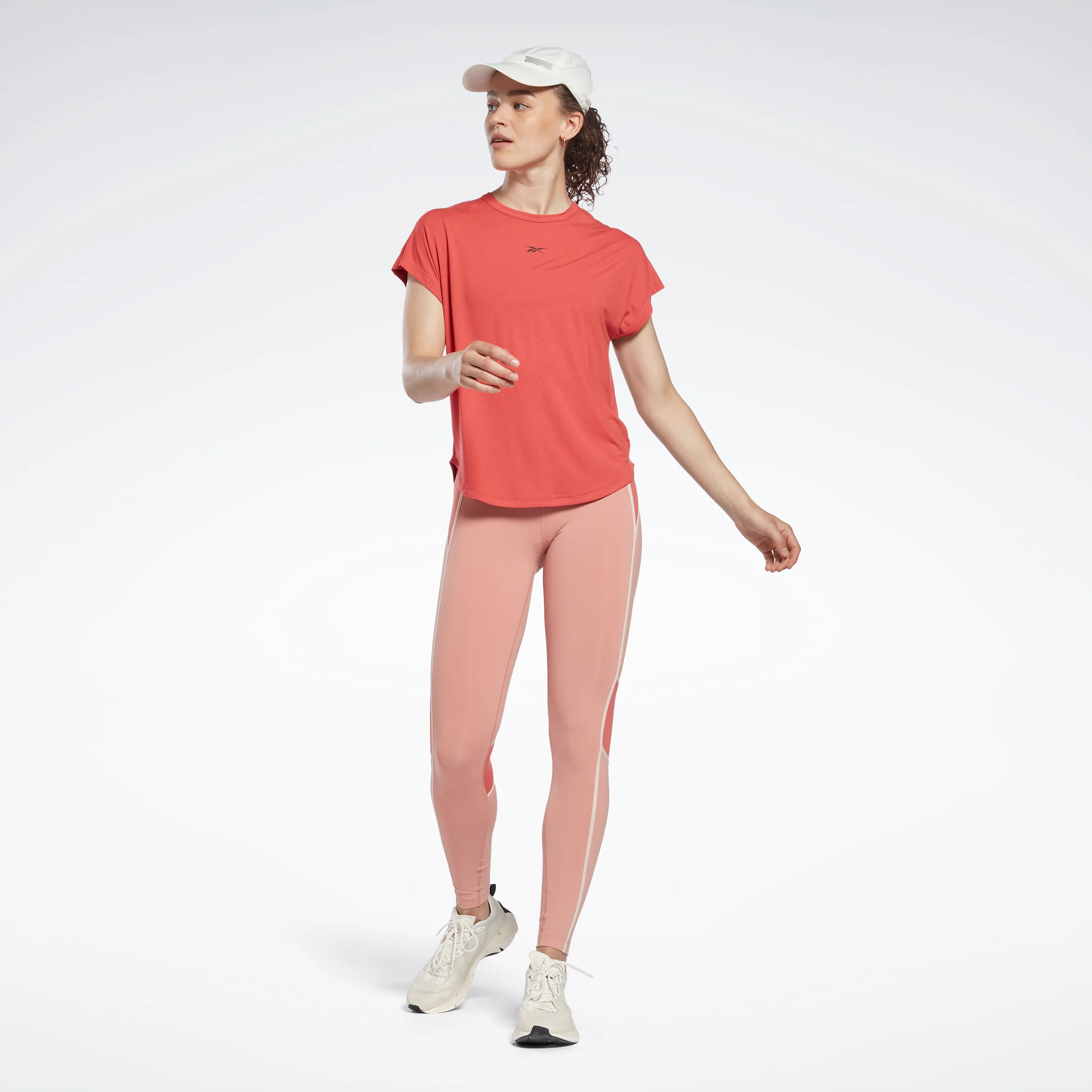 Reebok Apparel Women Activchill+Dreamblend T-Shirt Rhodon - Image 2