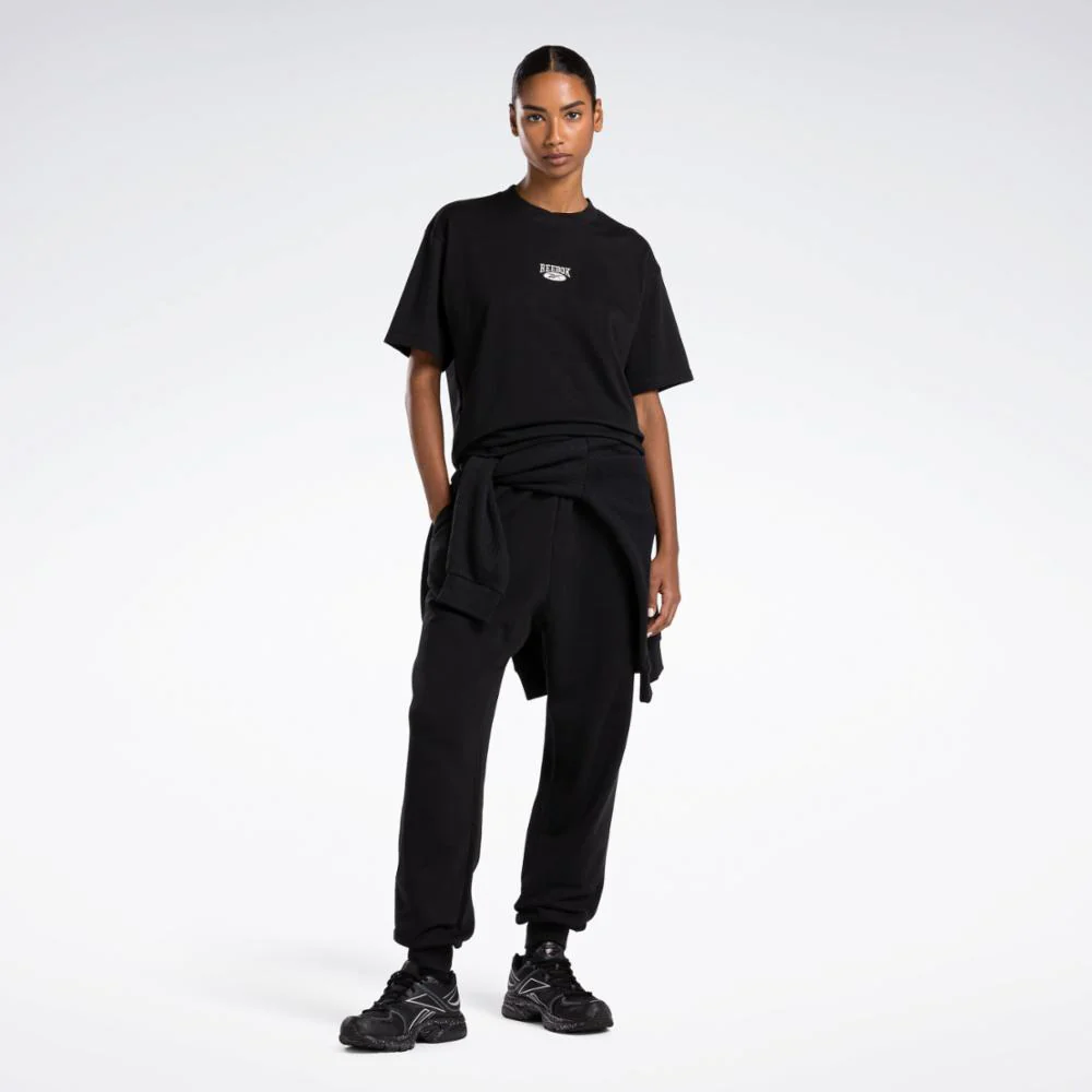 Reebok Apparel Women Classics Archive Essentials Small Logo T-Shirt BLACK - Image 2