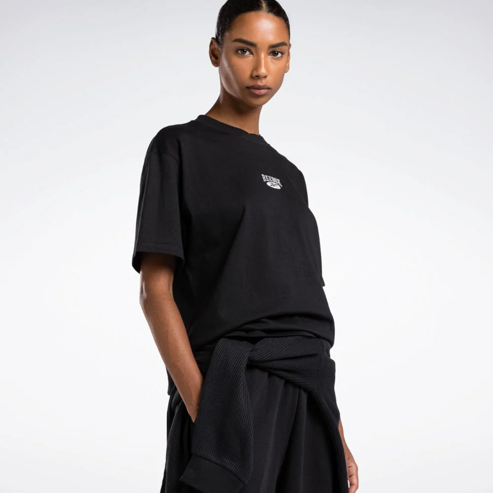 Reebok Apparel Women Classics Archive Essentials Small Logo T-Shirt BLACK - Image 4