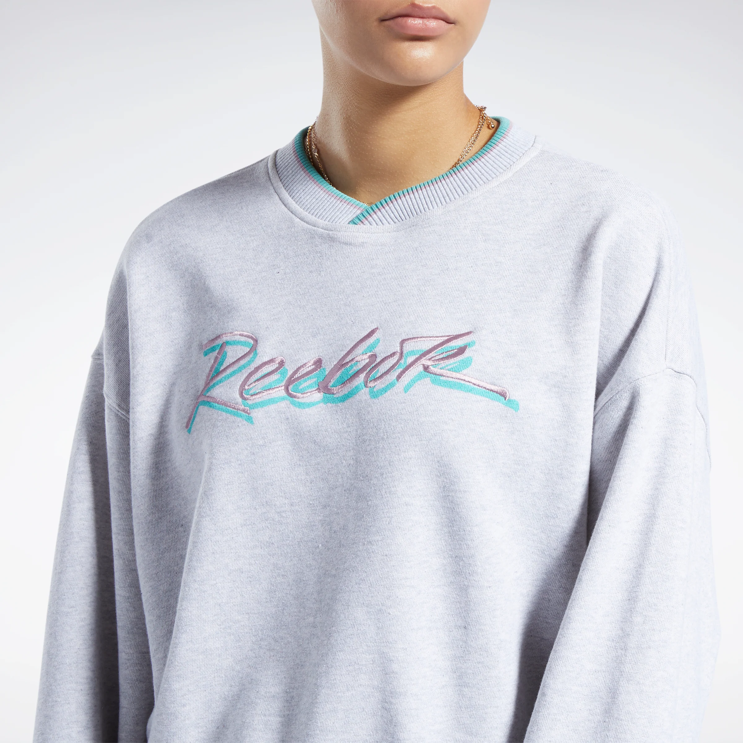 Reebok Apparel Women Classics Graphic Sweatshirt Lgreyh - Image 4