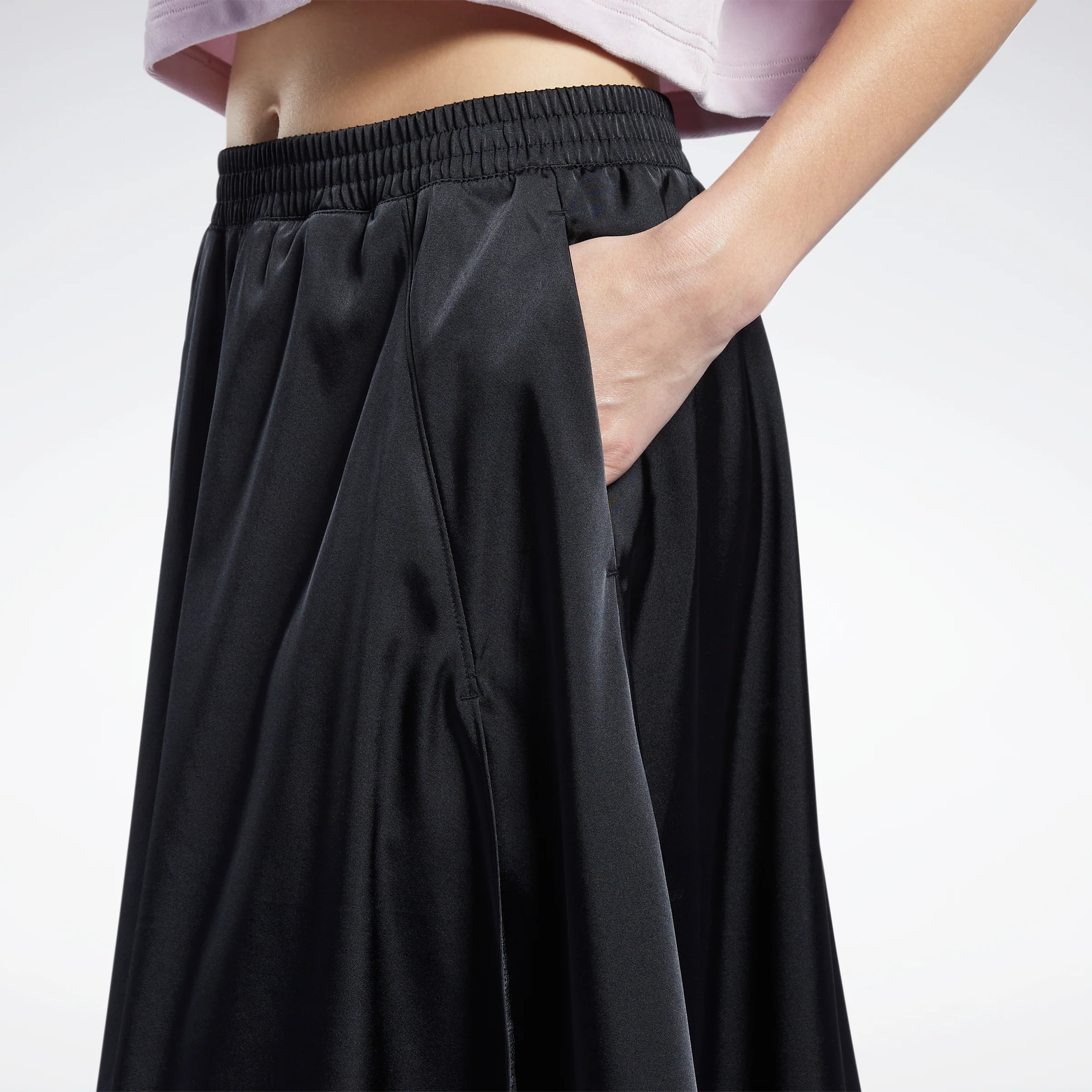 Reebok Apparel Women Classics Skirt Black - Image 5