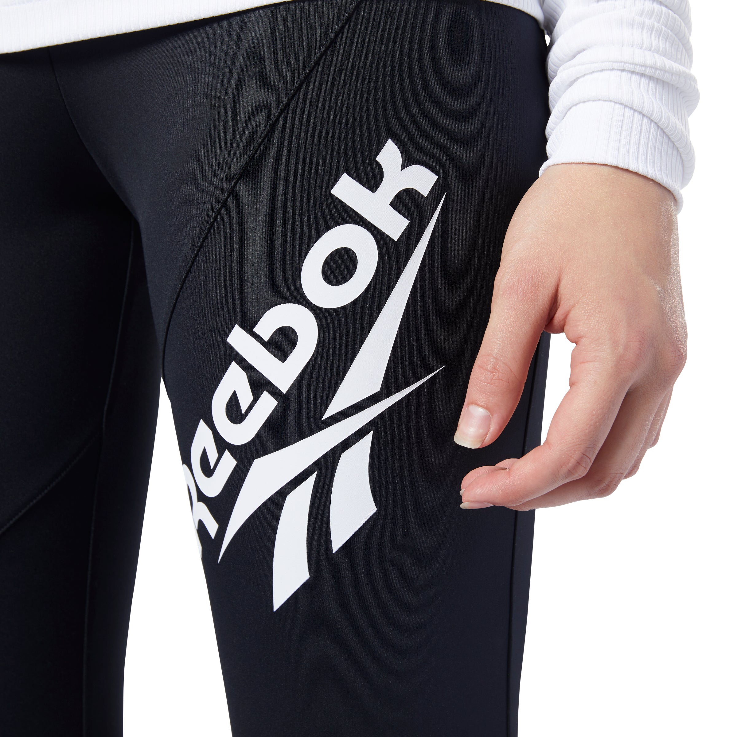 Reebok Apparel Women Classics Vector Leggings Black - Image 4