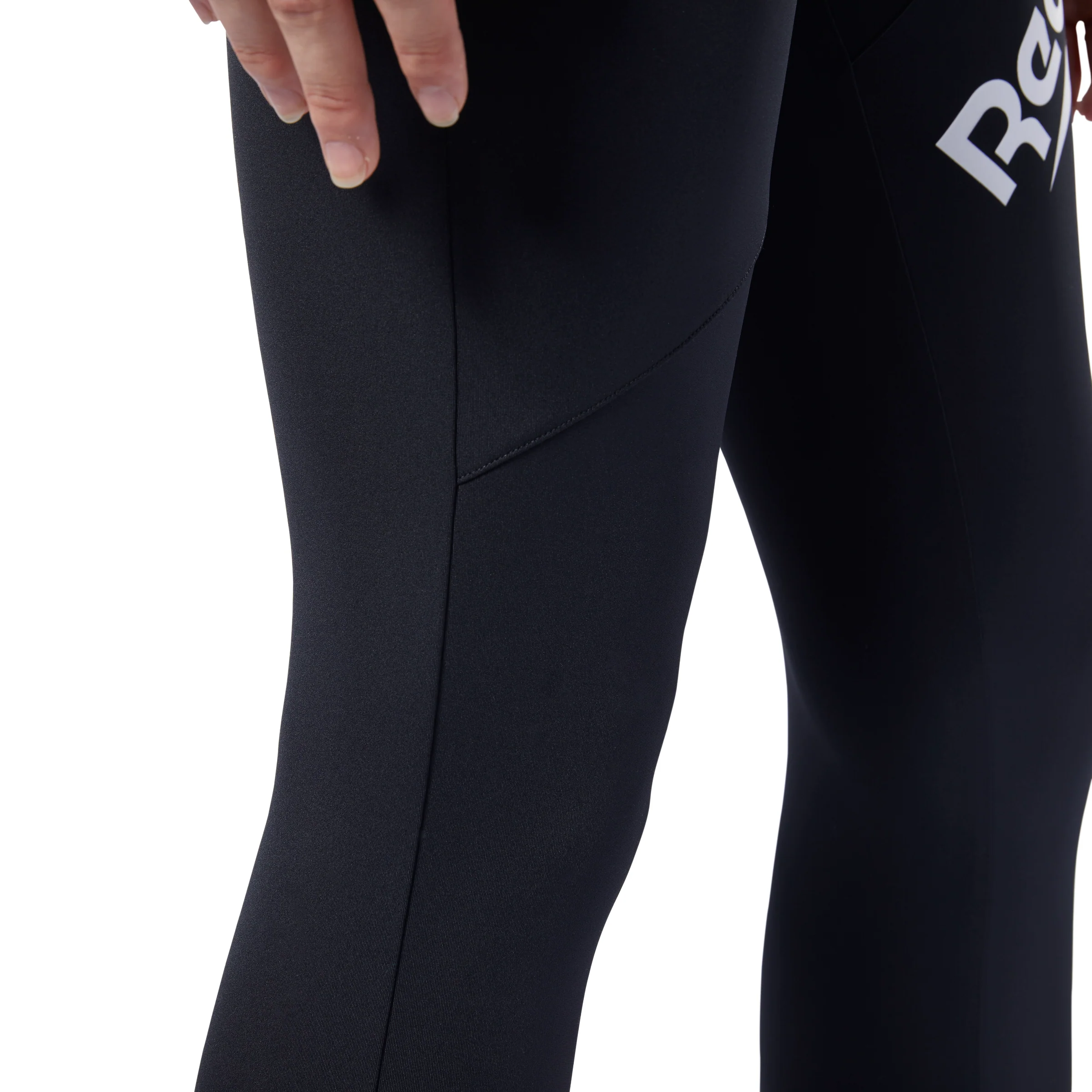 Reebok Apparel Women Classics Vector Leggings Black - Image 5