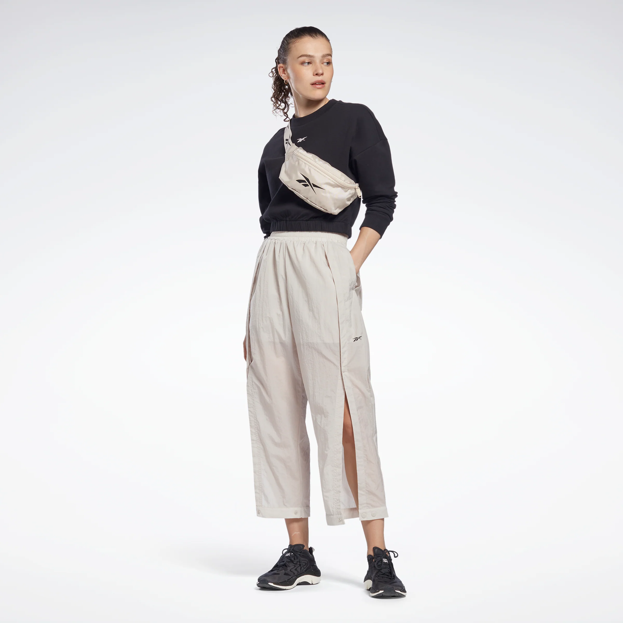 Reebok Apparel Women Dreamblend Cotton Midlayer Sweatshirt Black - Image 2