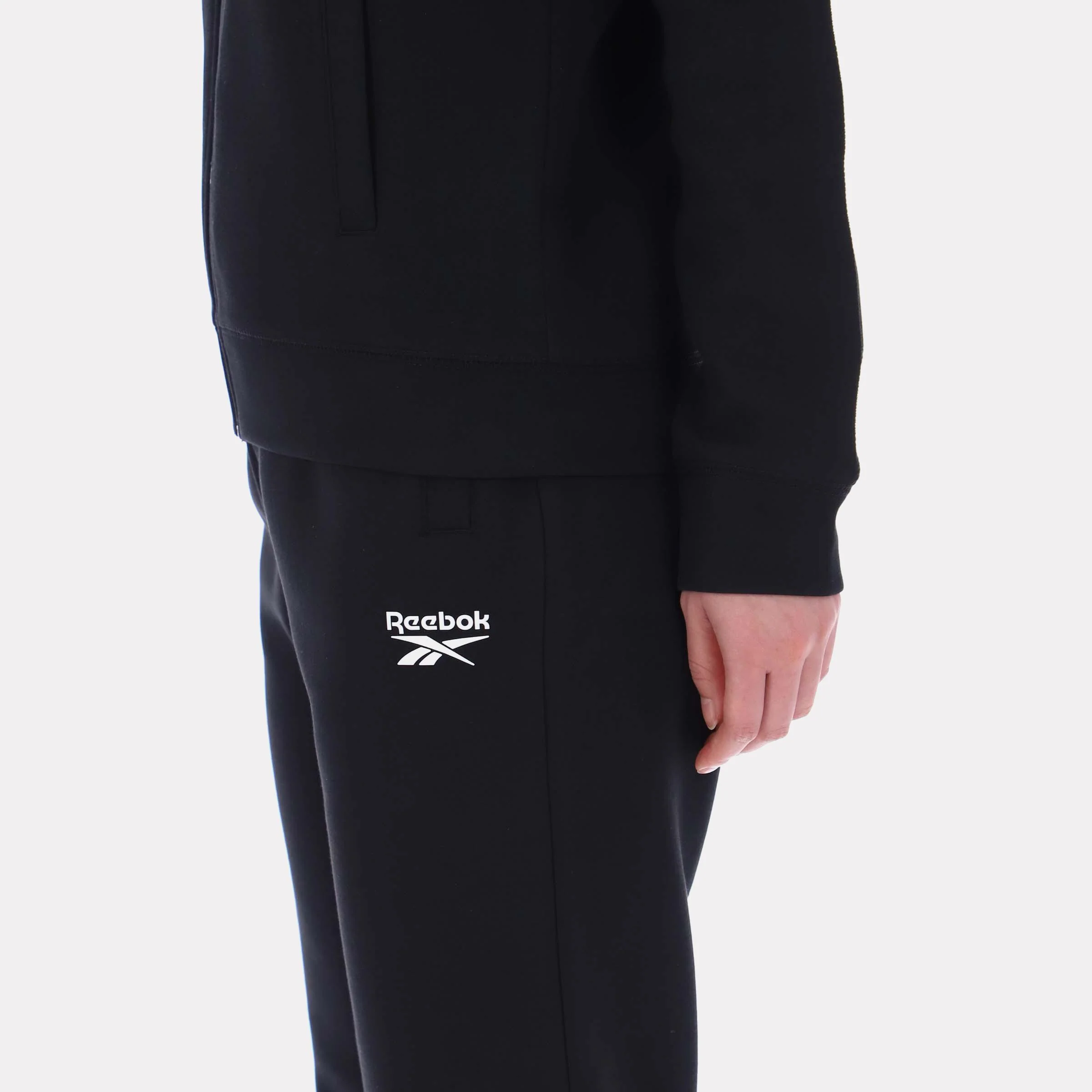 Reebok Apparel Women Everyday Scuba Slim Joggers BLACK - Image 4