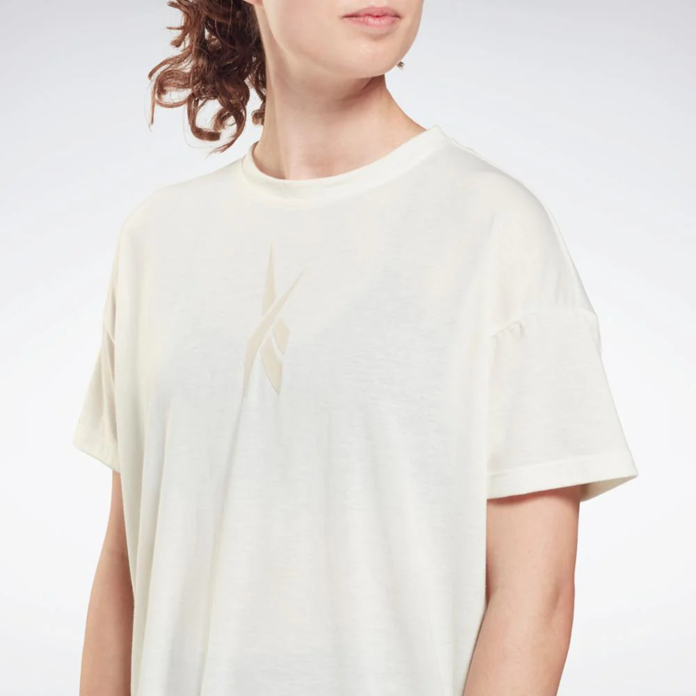 Reebok Apparel Women Graphic T-Shirt CHALK - Image 4