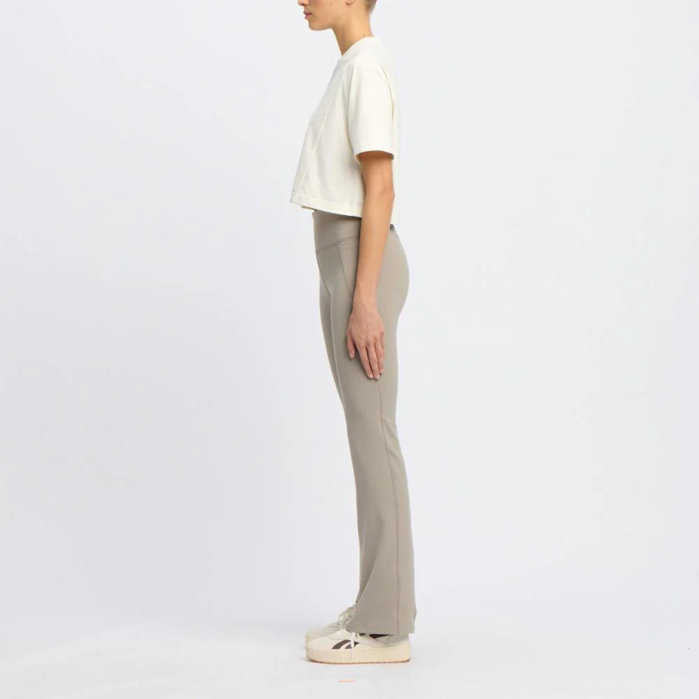 Reebok Apparel Women Icon Elements T-Shirt CHALK - Image 2
