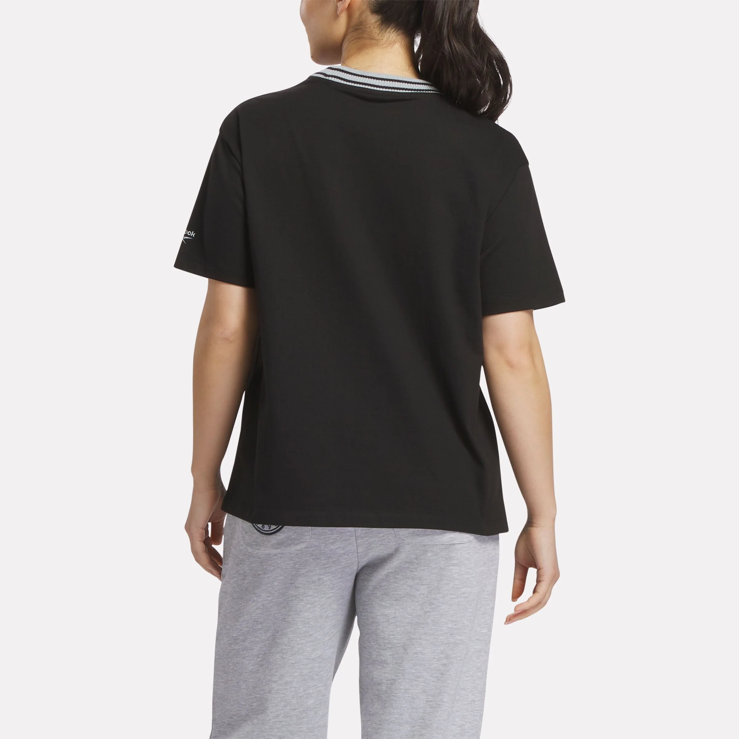 REEBOK APPAREL WOMEN Lawn Club T-Shirt BLACK - Image 3