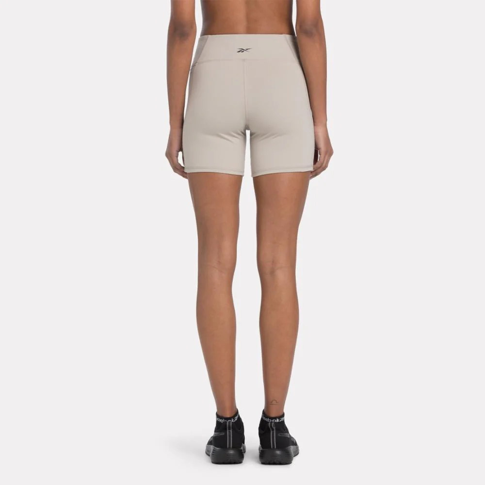 Reebok Apparel Women Lux Booty Shorts ASH - Image 3