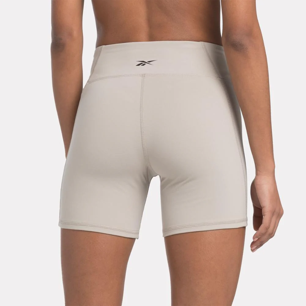 Reebok Apparel Women Lux Booty Shorts ASH - Image 4