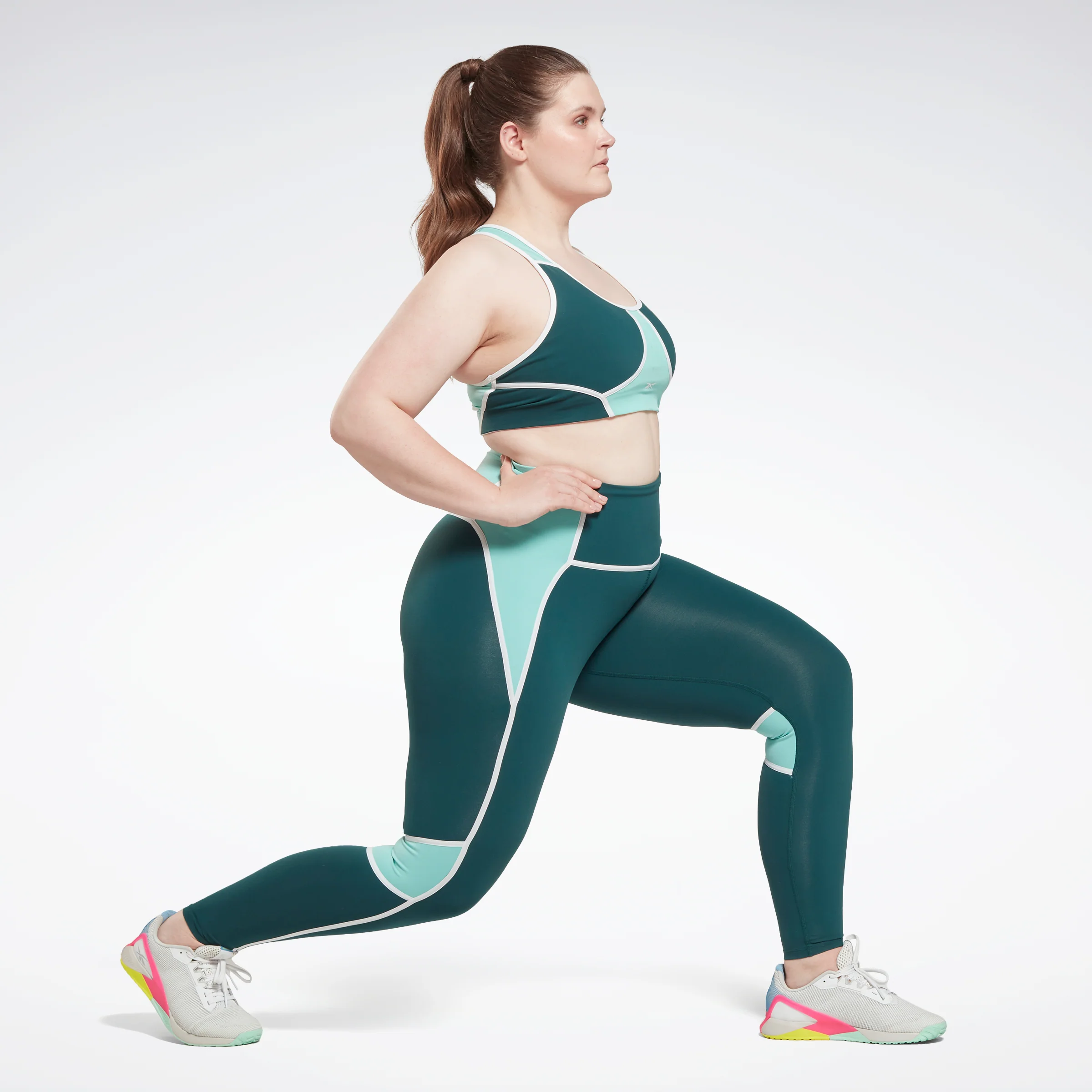 Reebok Apparel Women Lux Racer Colorblocked Padded Bra (Plus Size) Forgrn - Image 2