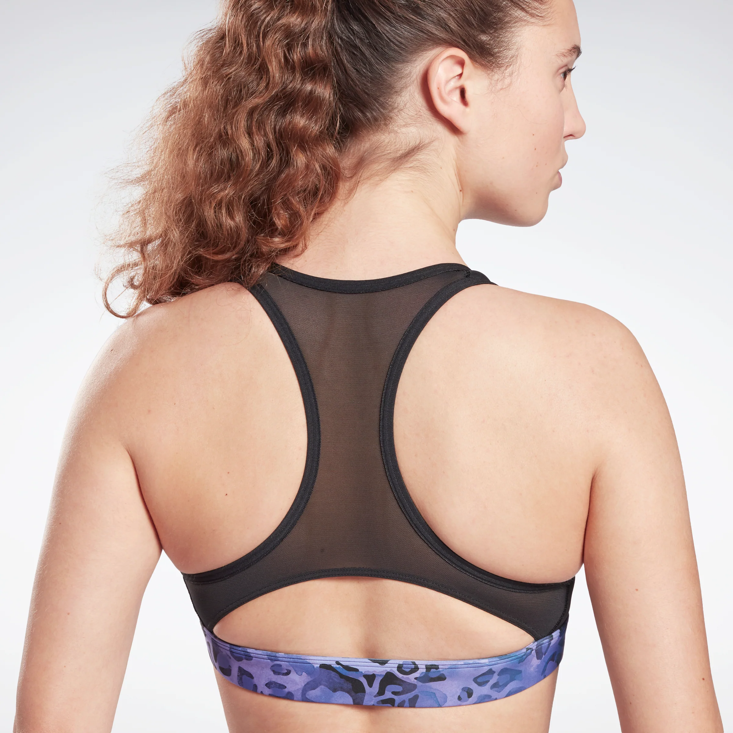Reebok Apparel Women Modern Safari Lux Racer Padded Medium-Impact Sports Bra Vecnav/Hypprl - Image 5