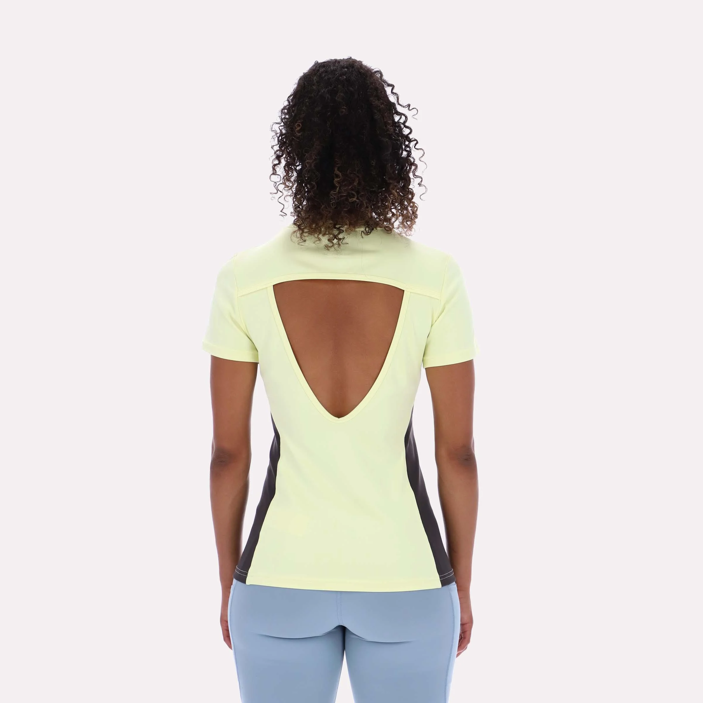 Reebok Apparel Women RBK-Lab Vented Outdoor T-Shirt YELLOW HAZE - Image 2