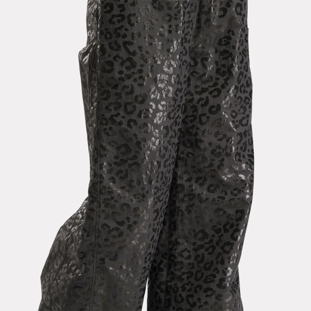 Reebok Apparel Women Reebok x Angel Reese Hoop Pant WASHED BLACK - Image 5