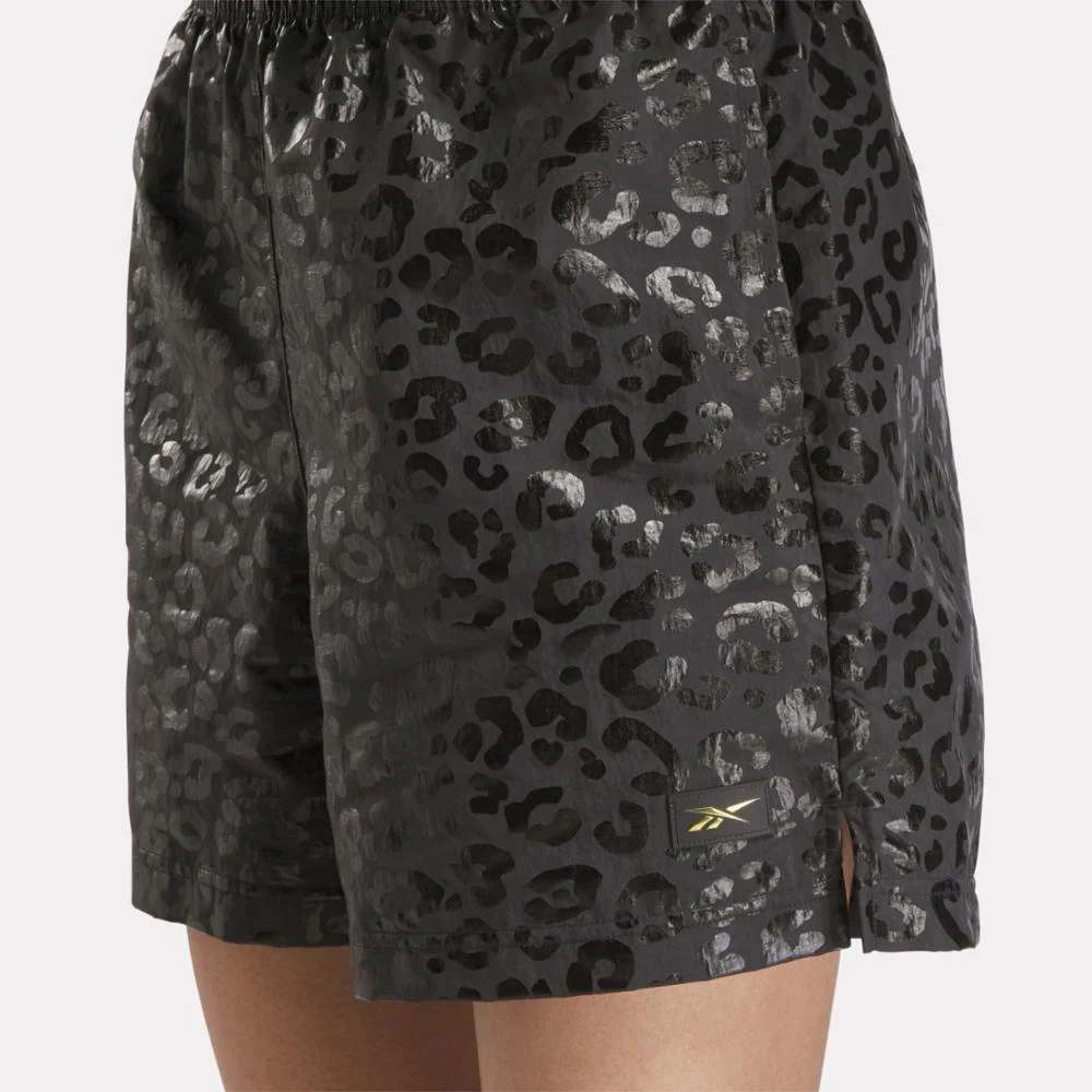 Reebok Apparel Women Reebok x Angel Reese Hoop Shorts WASHED BLACK - Image 4