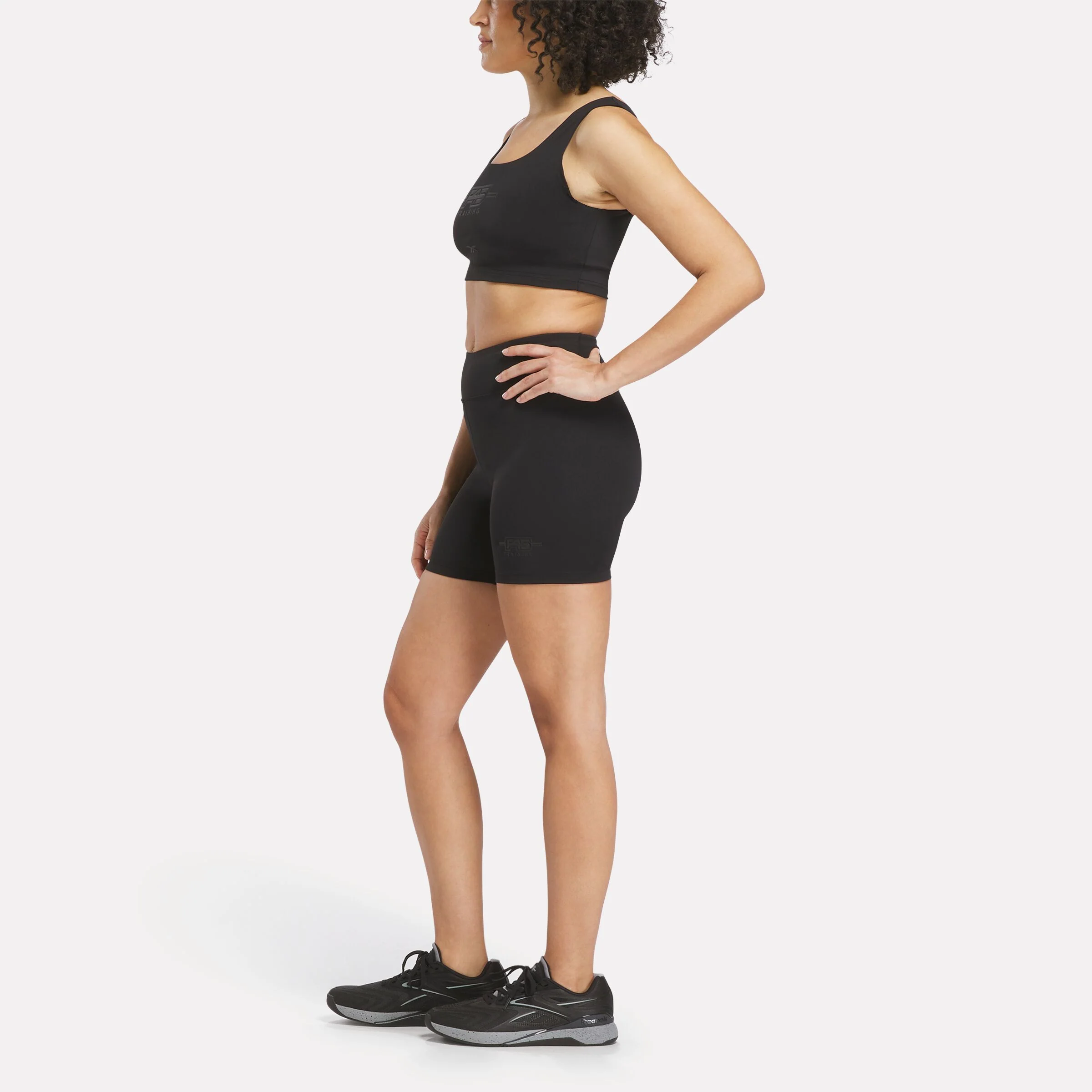 REEBOK APPAREL WOMEN Reebok x F45 Training Sports Bra BLACK - Image 2