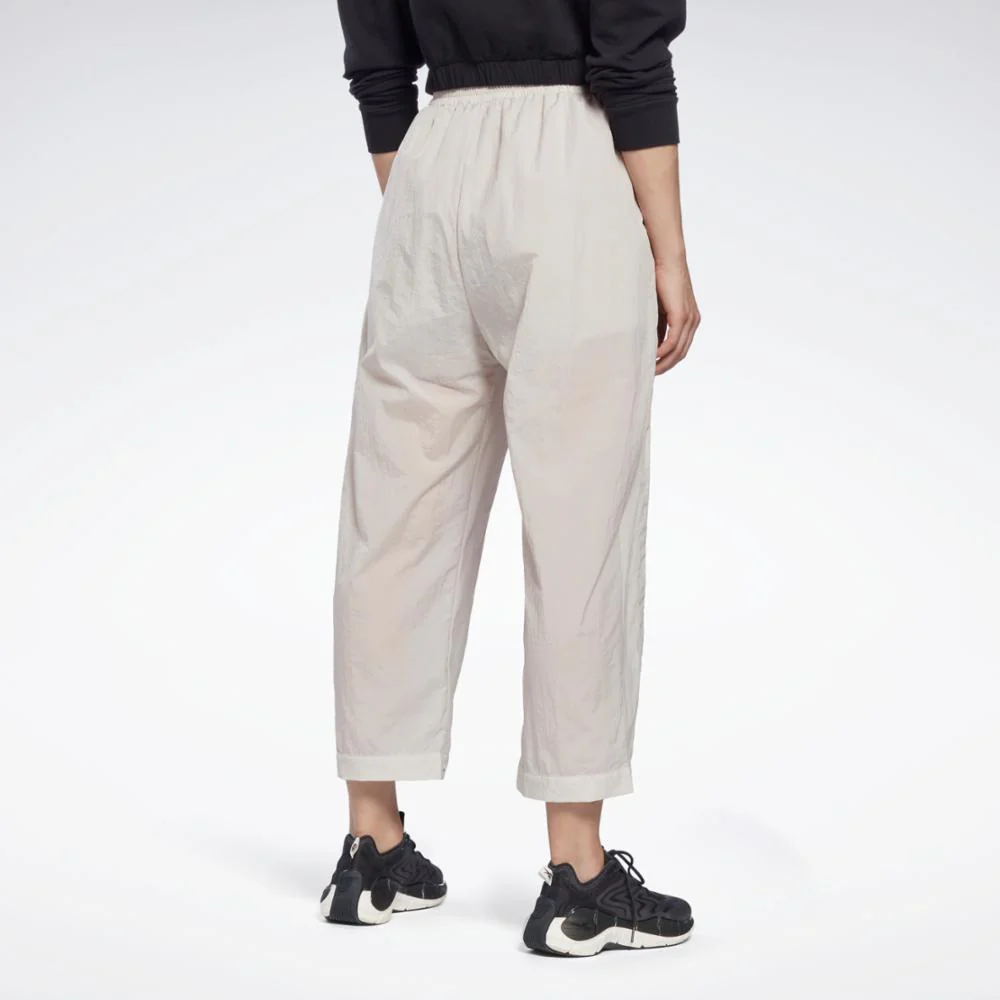 Reebok Apparel Women Trend Lightweight Joggers MOONST - Image 3