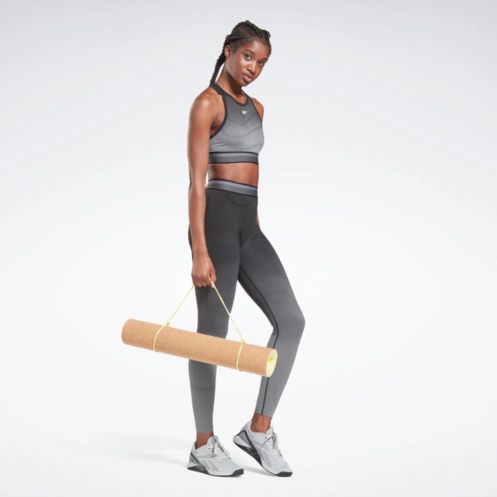 Reebok Apparel Women United By Fitness Seamless Crop Top BLACK/CDGRY6 - Image 2