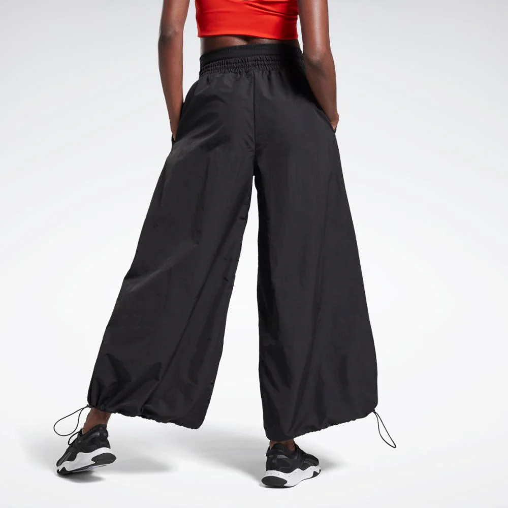 Reebok Apparel Women Wide Leg Woven Pants BLACK - Image 3