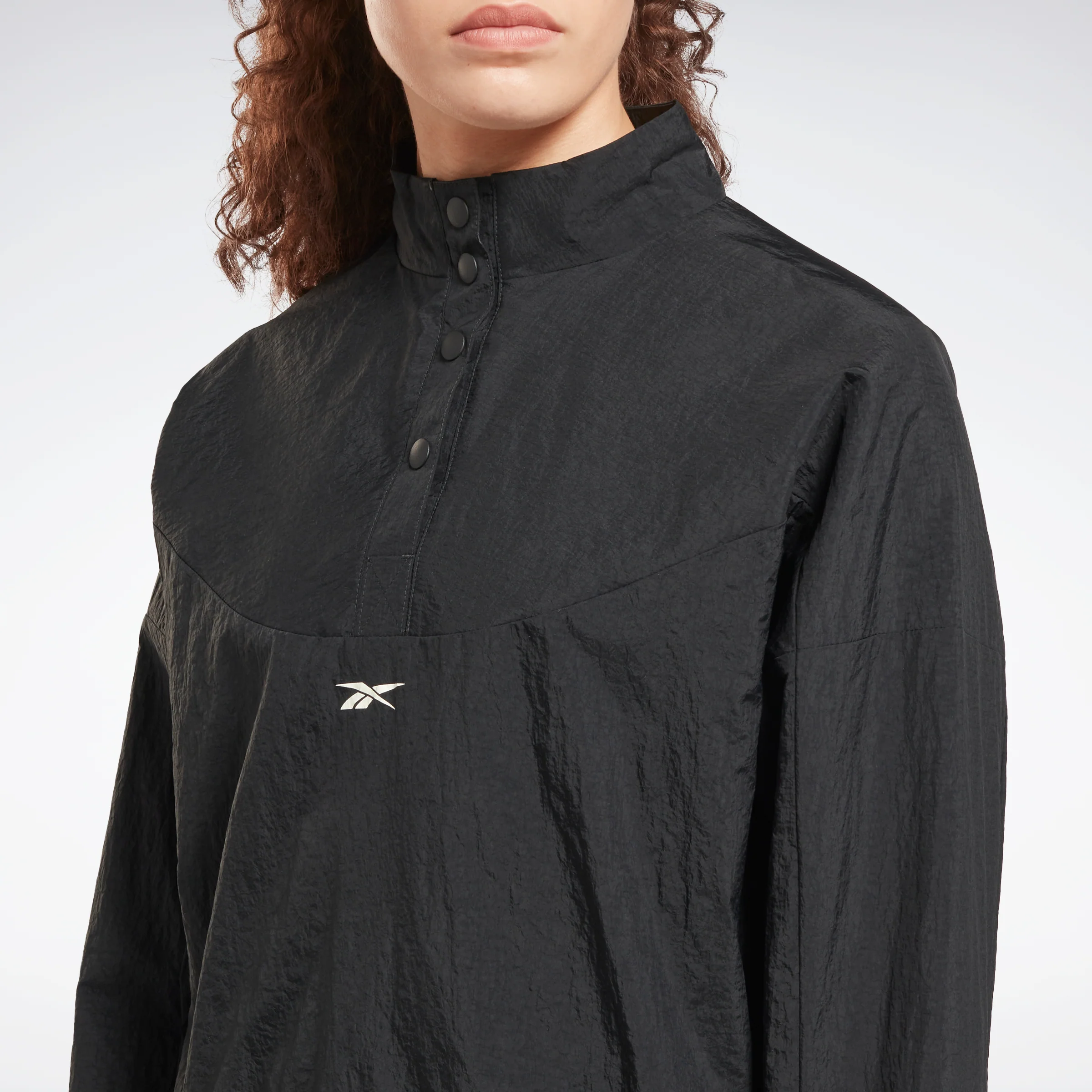 Reebok Apparel Women Workout Ready Woven Jacket Nghblk - Image 4
