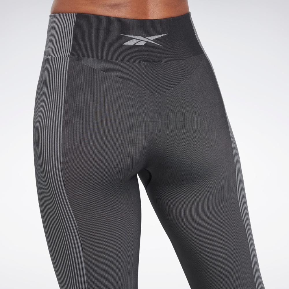 Reebok Apparel Women Yoga High-Waisted Seamless Leggings BLACK - Image 3