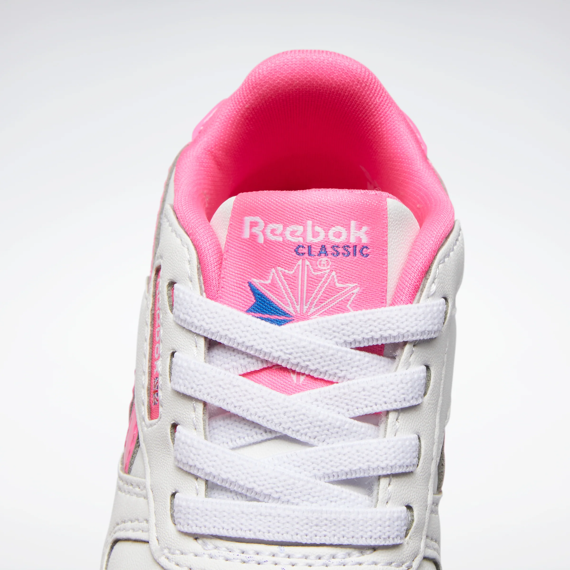 Reebok Footwear Kids Classic Leather Step 'N' Flash Shoes Infant Ftwwht/Ftwwht/Atopnk - Image 8