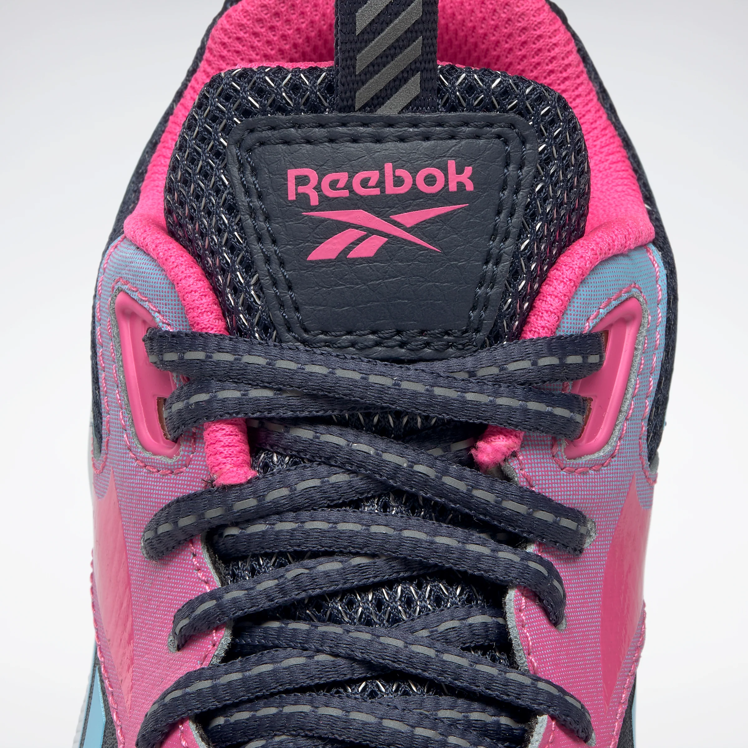 Reebok Footwear Kids Durable Xt Shoes Child Vecnav/Dgtblu/Atopnk - Image 8