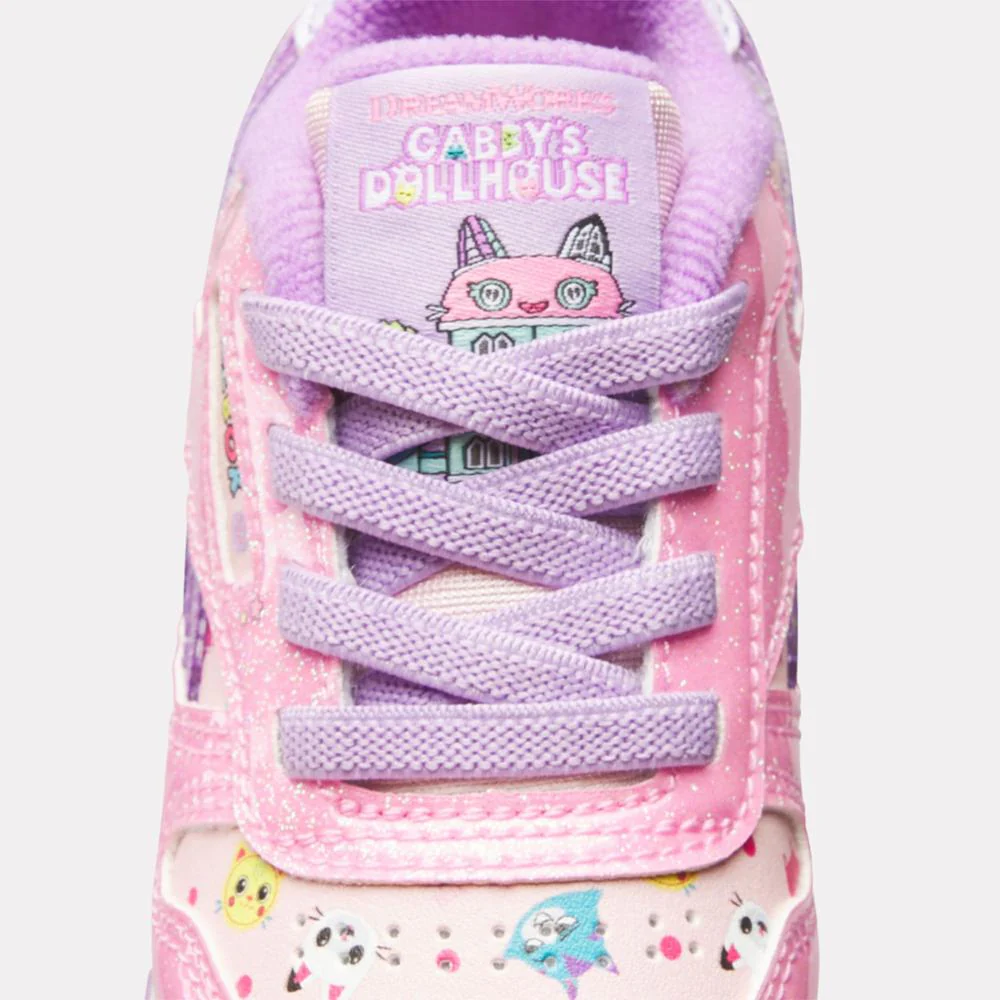 Reebok Footwear Kids Reebok x Gabby's Dollhouse CL Step 'n Flash 2.0 Elastic Lace Shoes - Baby & Toddler PINK/PINK/PURPLE - Image 8