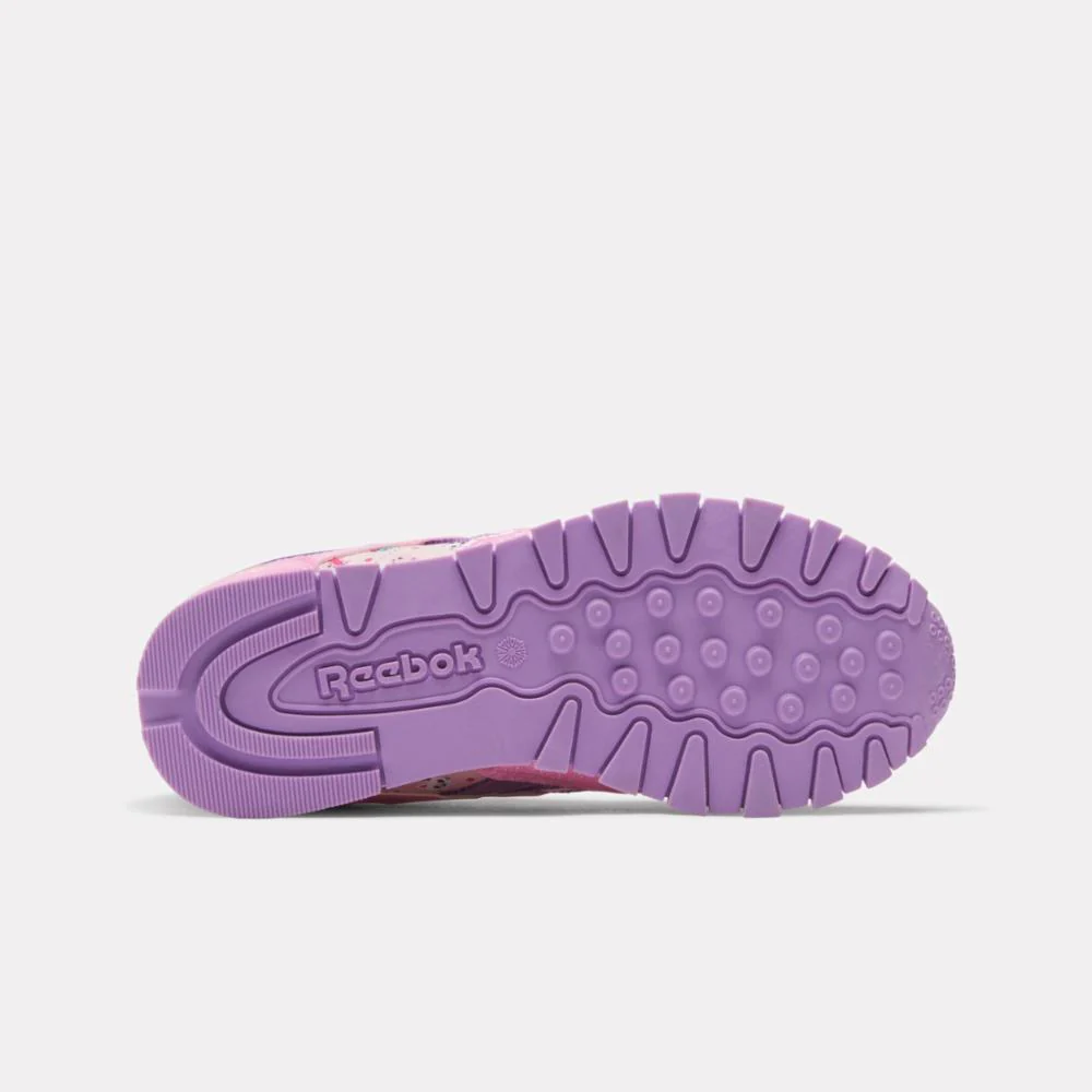 Reebok Footwear Kids Reebok x Gabby's Dollhouse Classic Leather Step 'n Flash Shoes 2.0 - Preschool PINK/PINK/PURPLE - Image 5